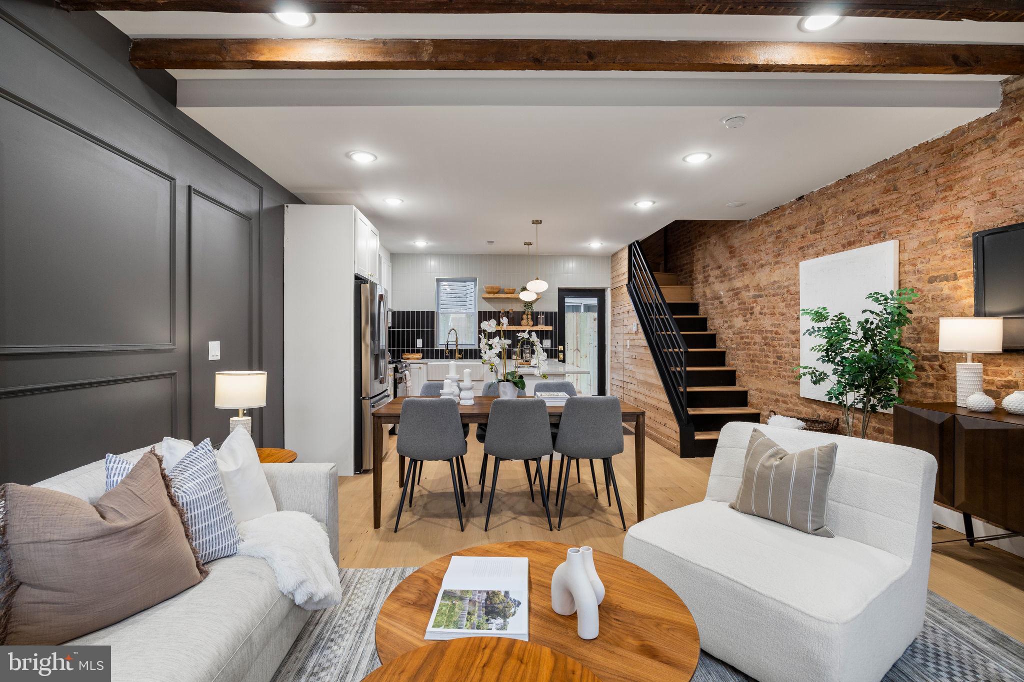 1613 N LAWRENCE STREET