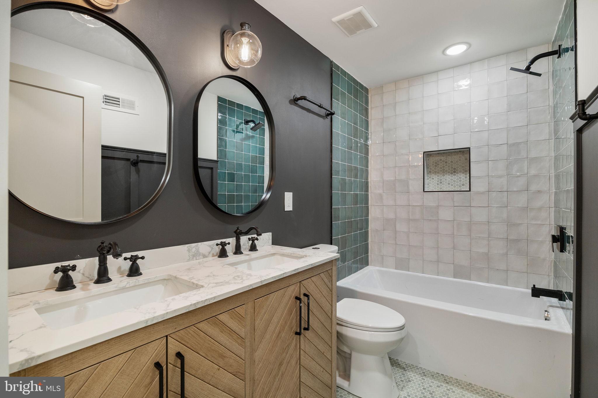 1613 N LAWRENCE STREET