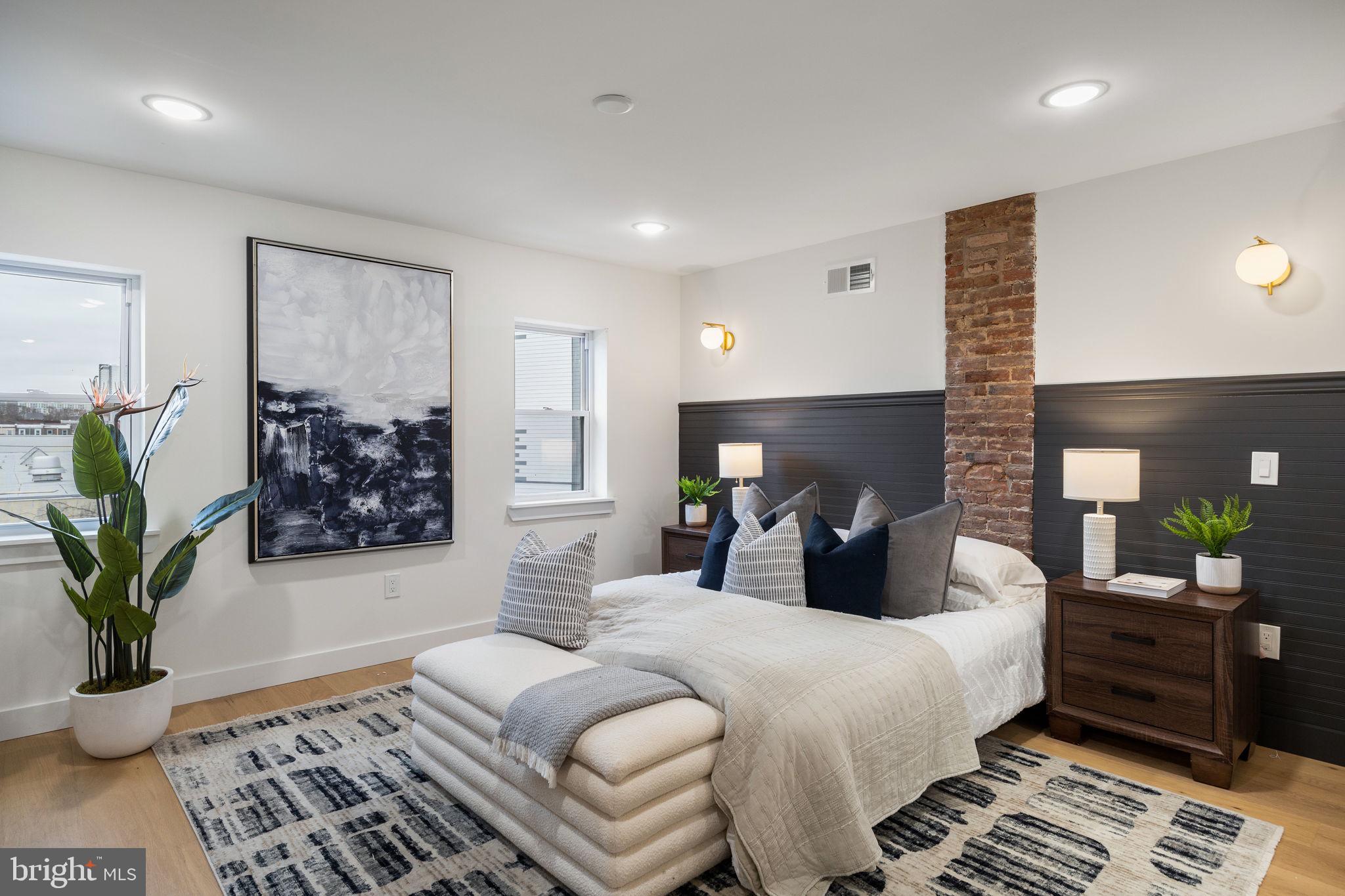 1613 N LAWRENCE STREET