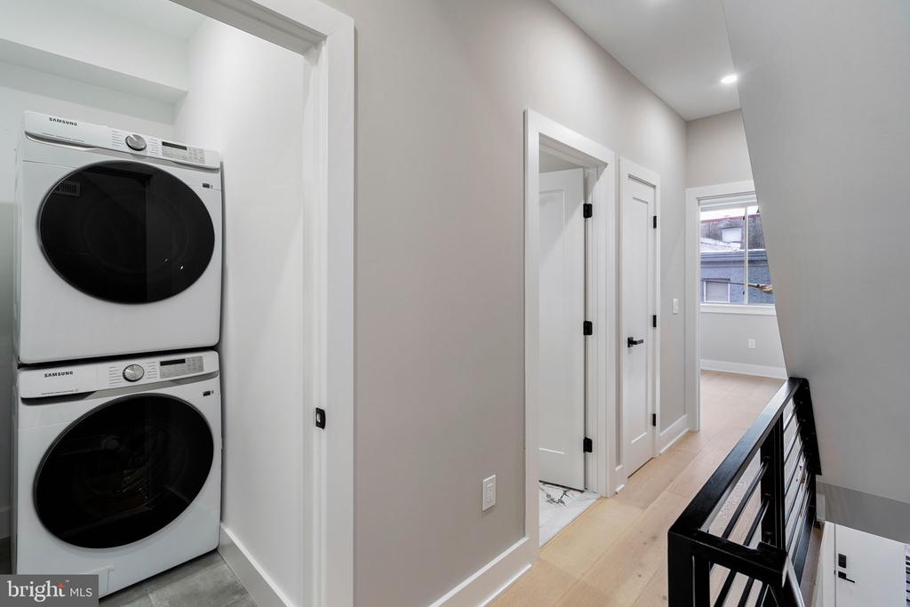 717 MERCY STREET