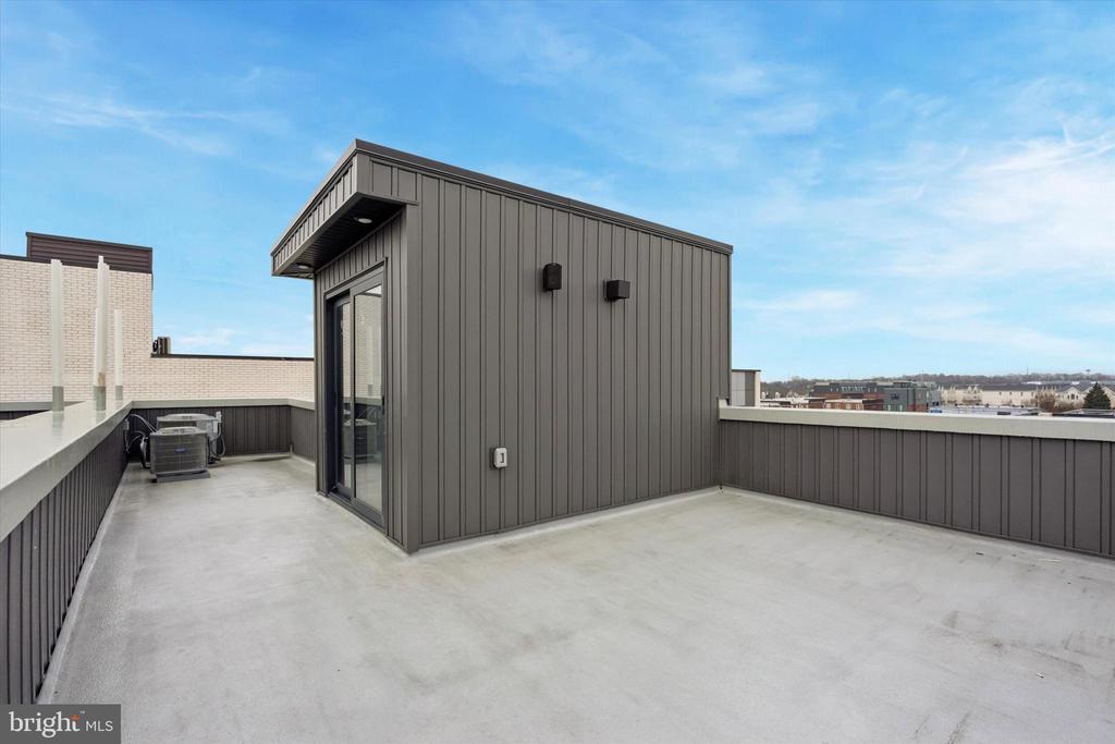 1843 HARTRANFT STREET B102