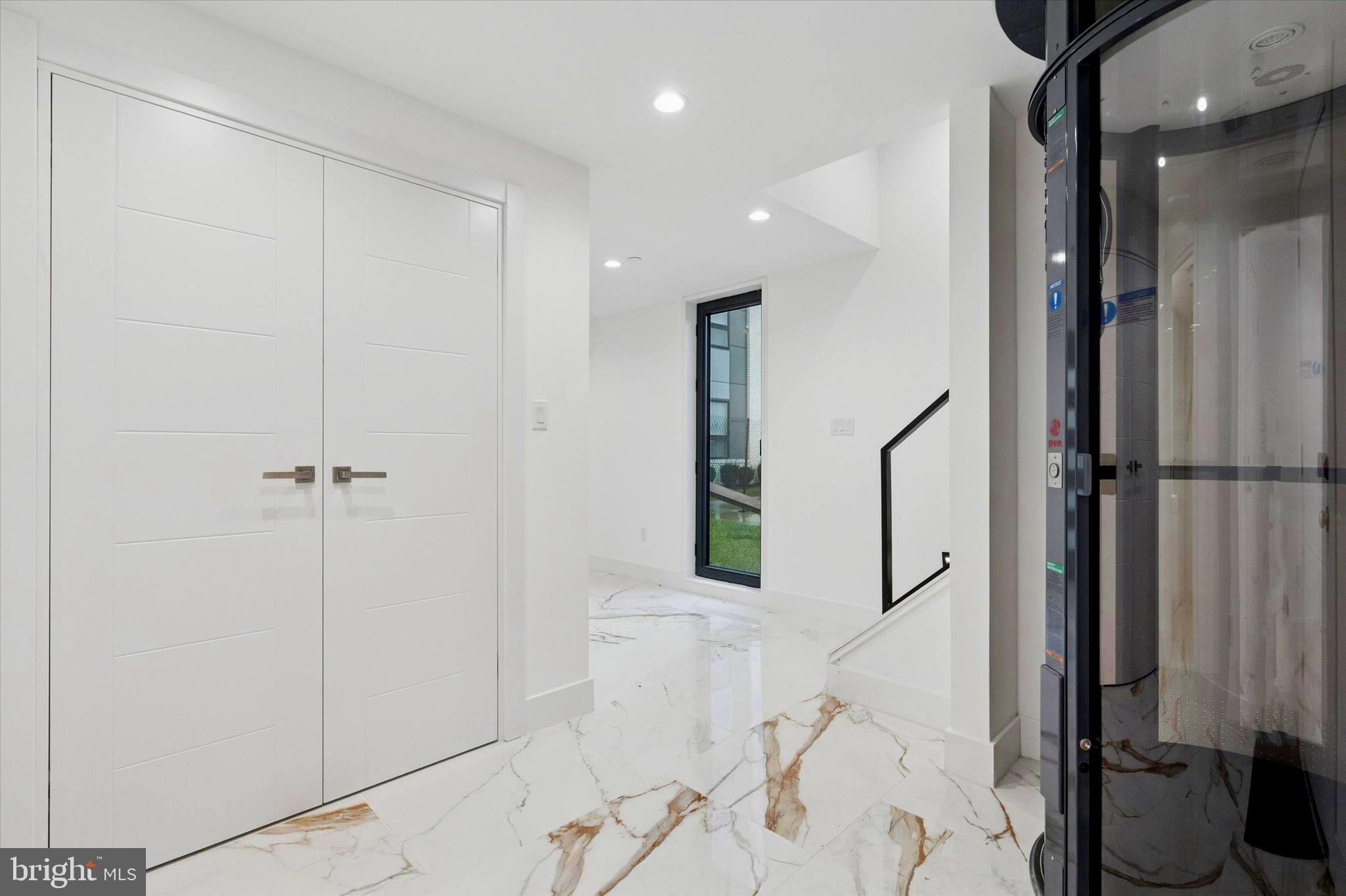 1843 HARTRANFT STREET B102