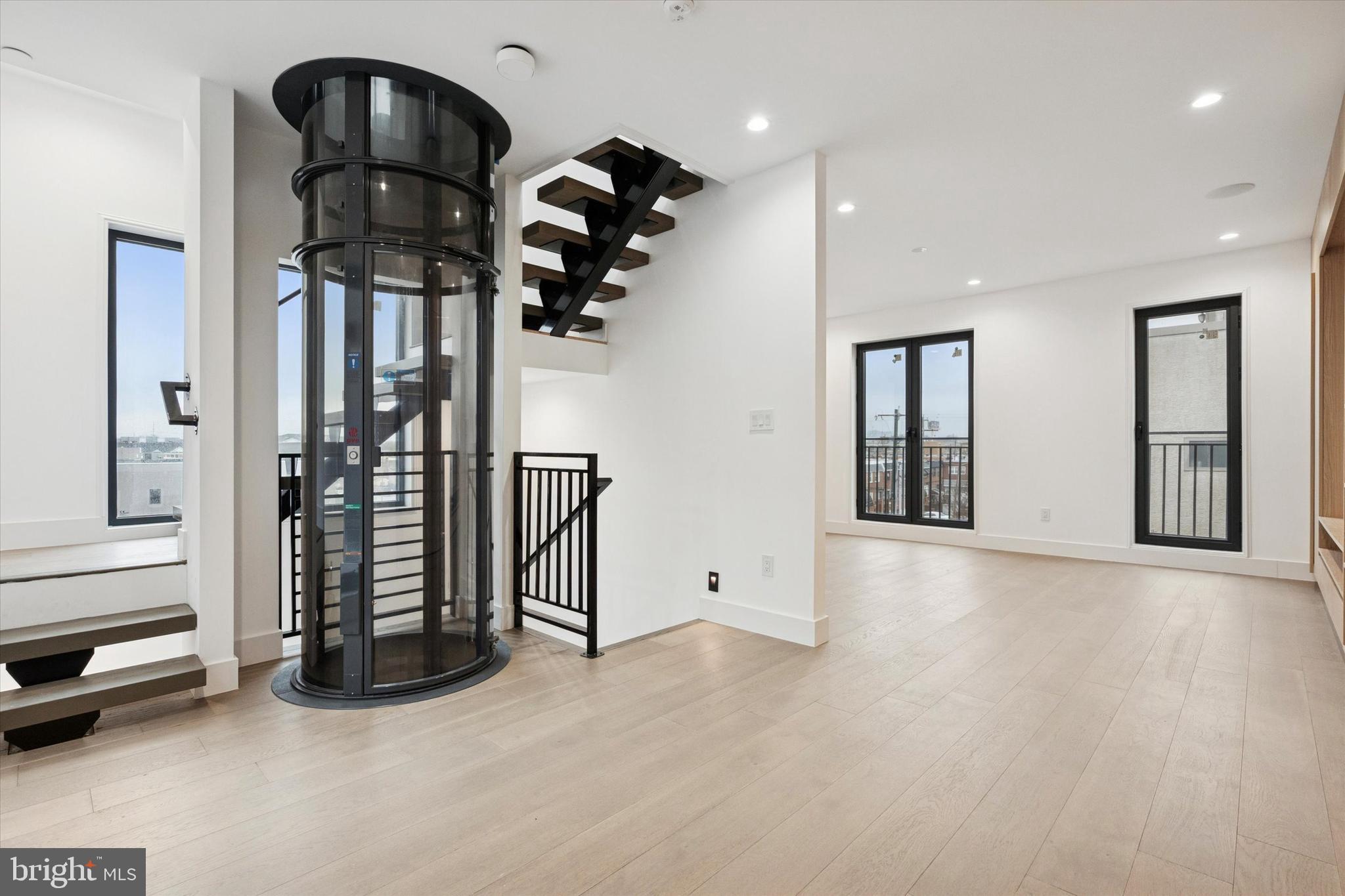 1843 HARTRANFT STREET B102