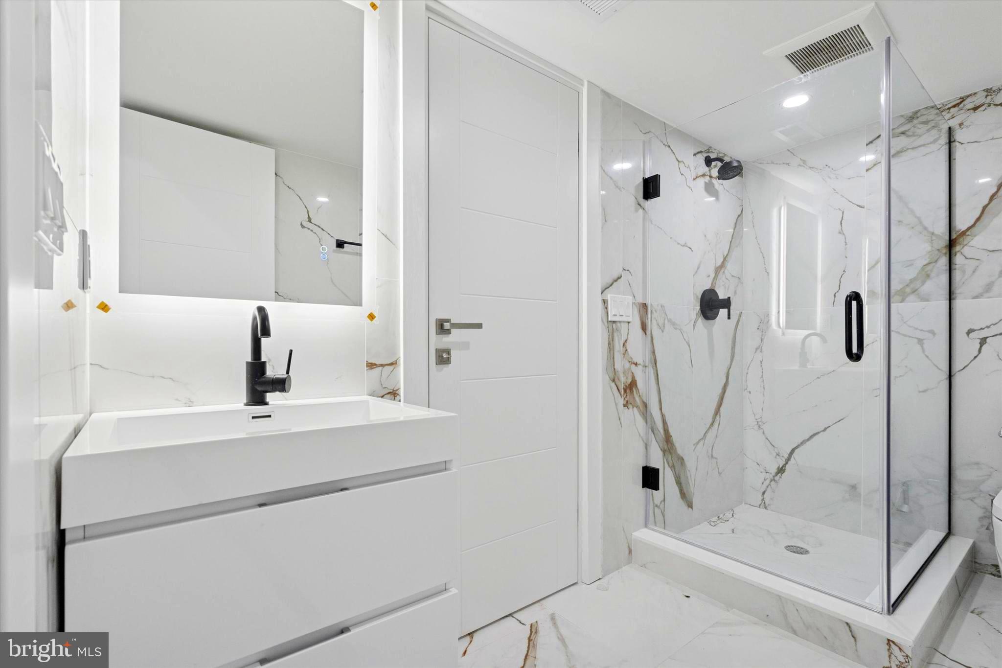 1843 HARTRANFT STREET B102