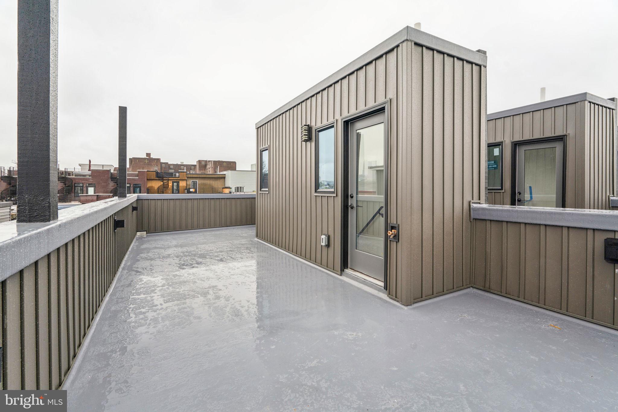 1106 N BODINE STREET