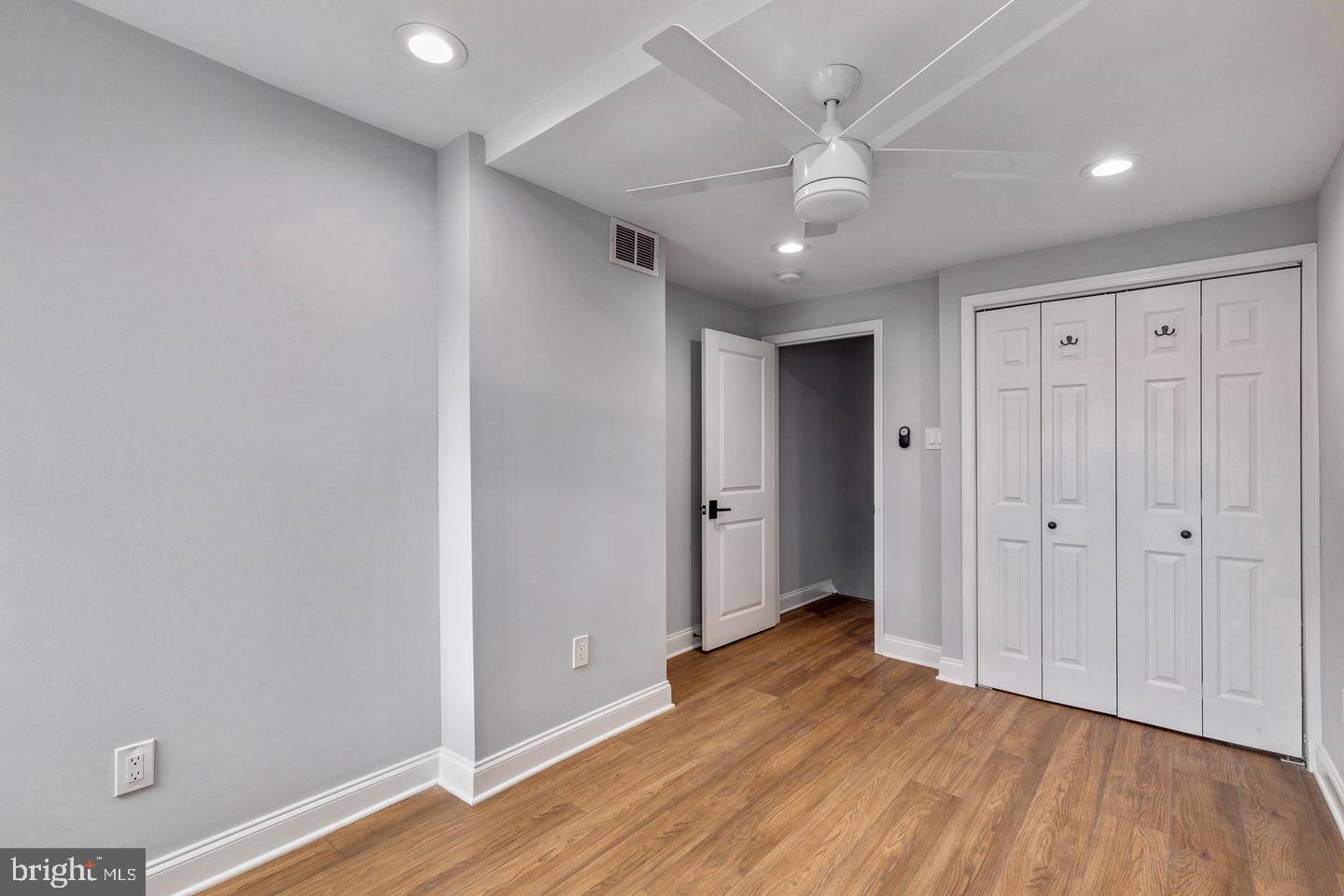 1553 S WOODSTOCK STREET