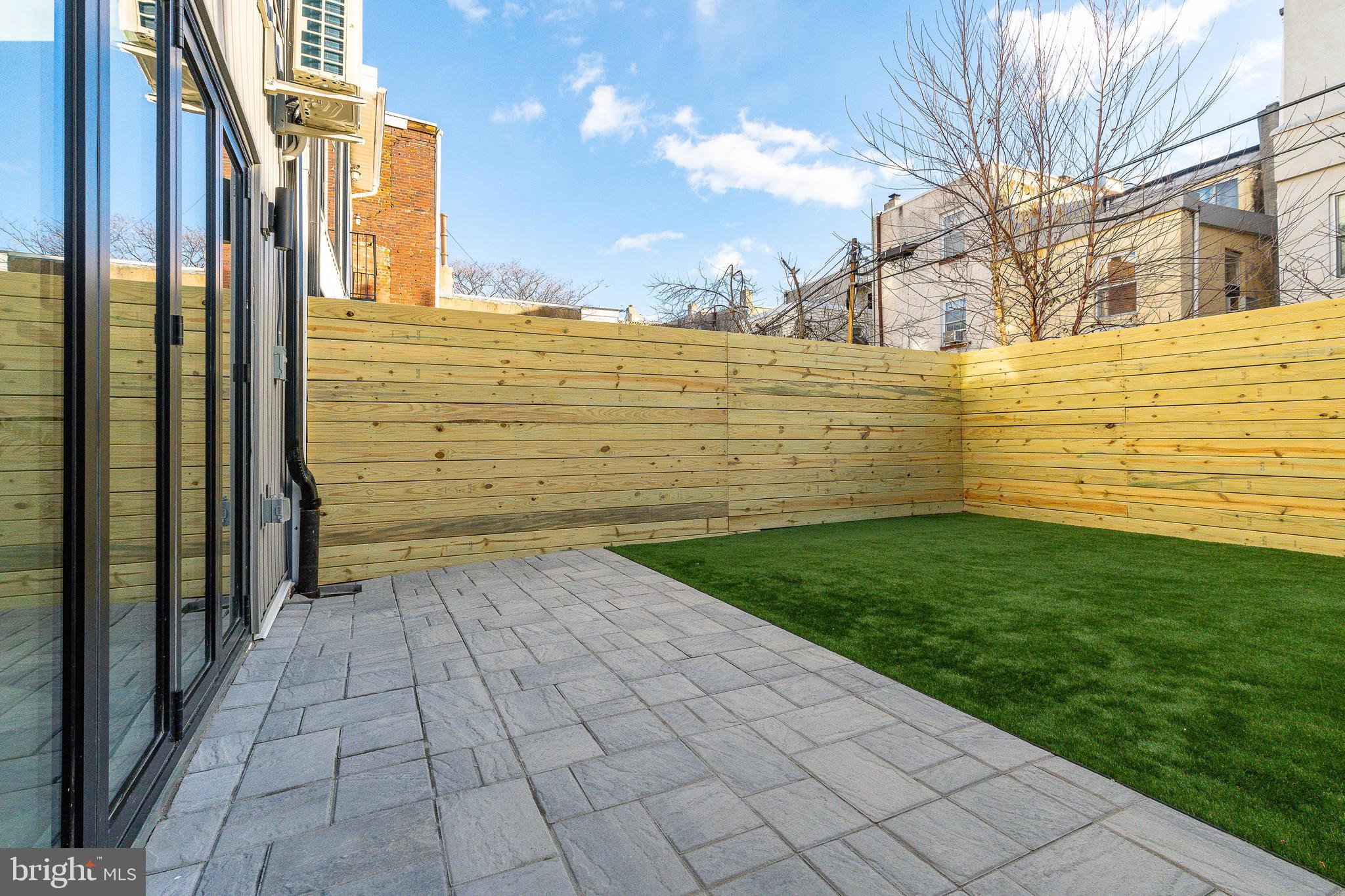 1014 ELLSWORTH STREET