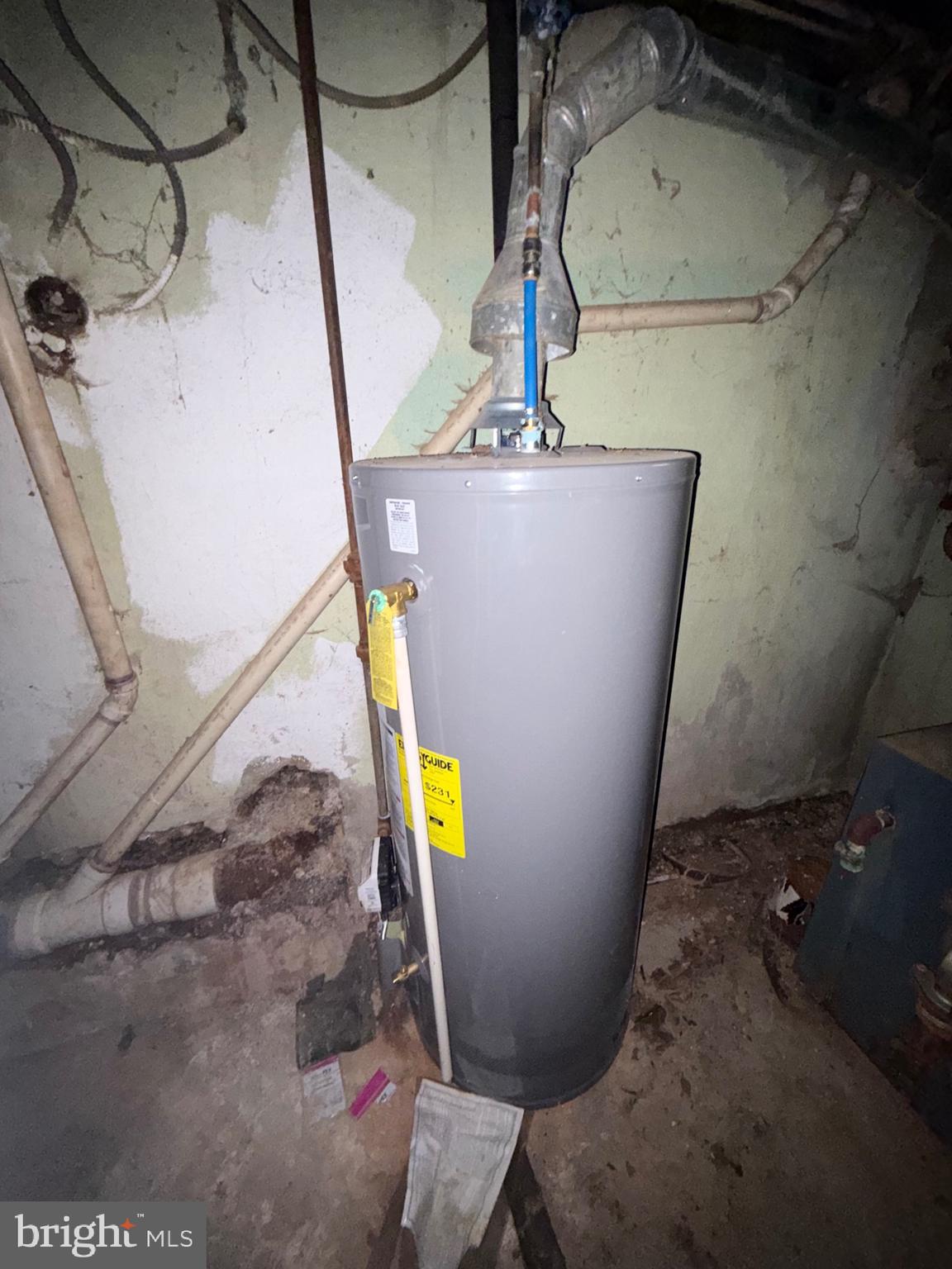 4250 N DARIEN STREET