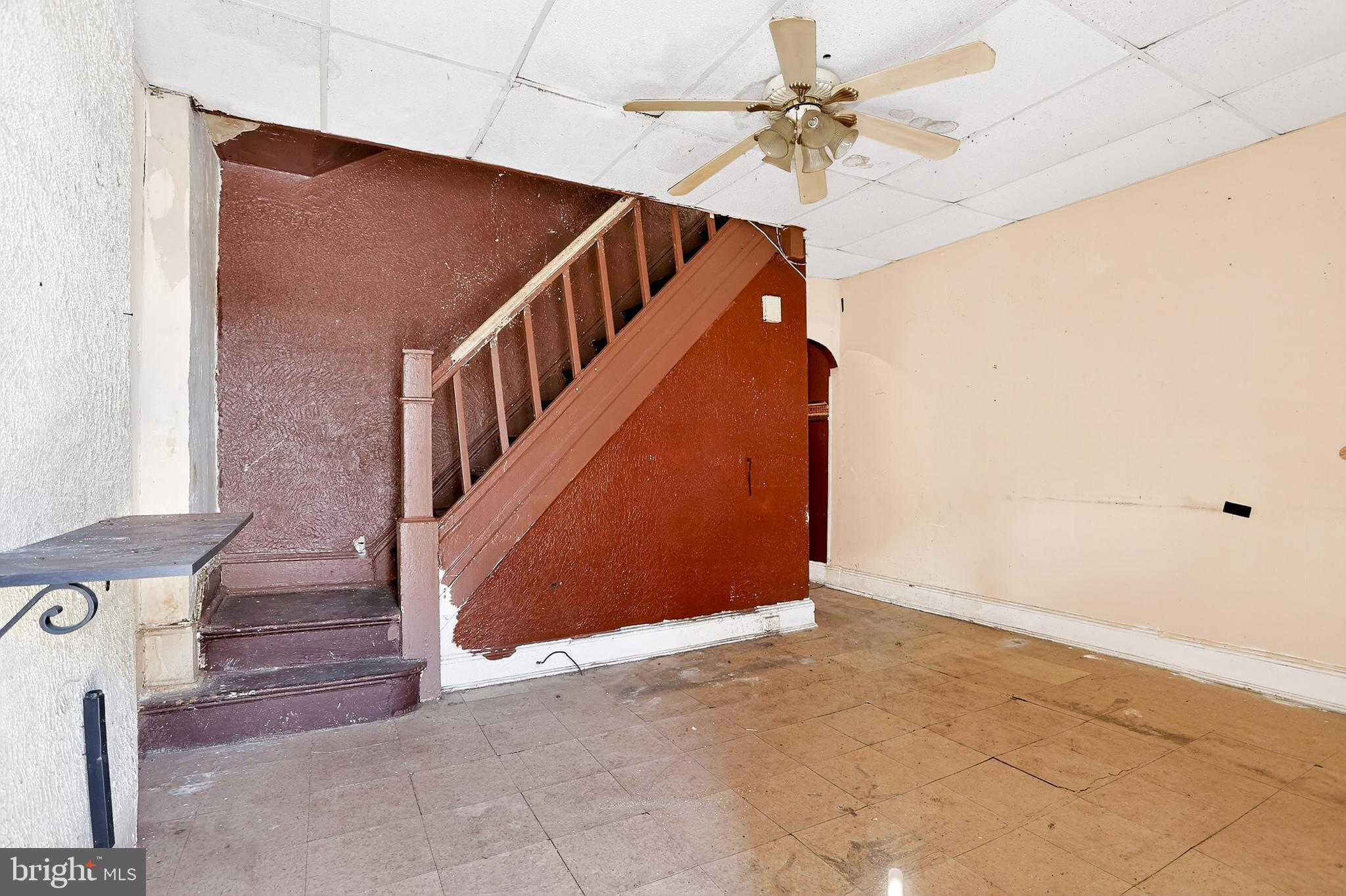 4250 N DARIEN STREET