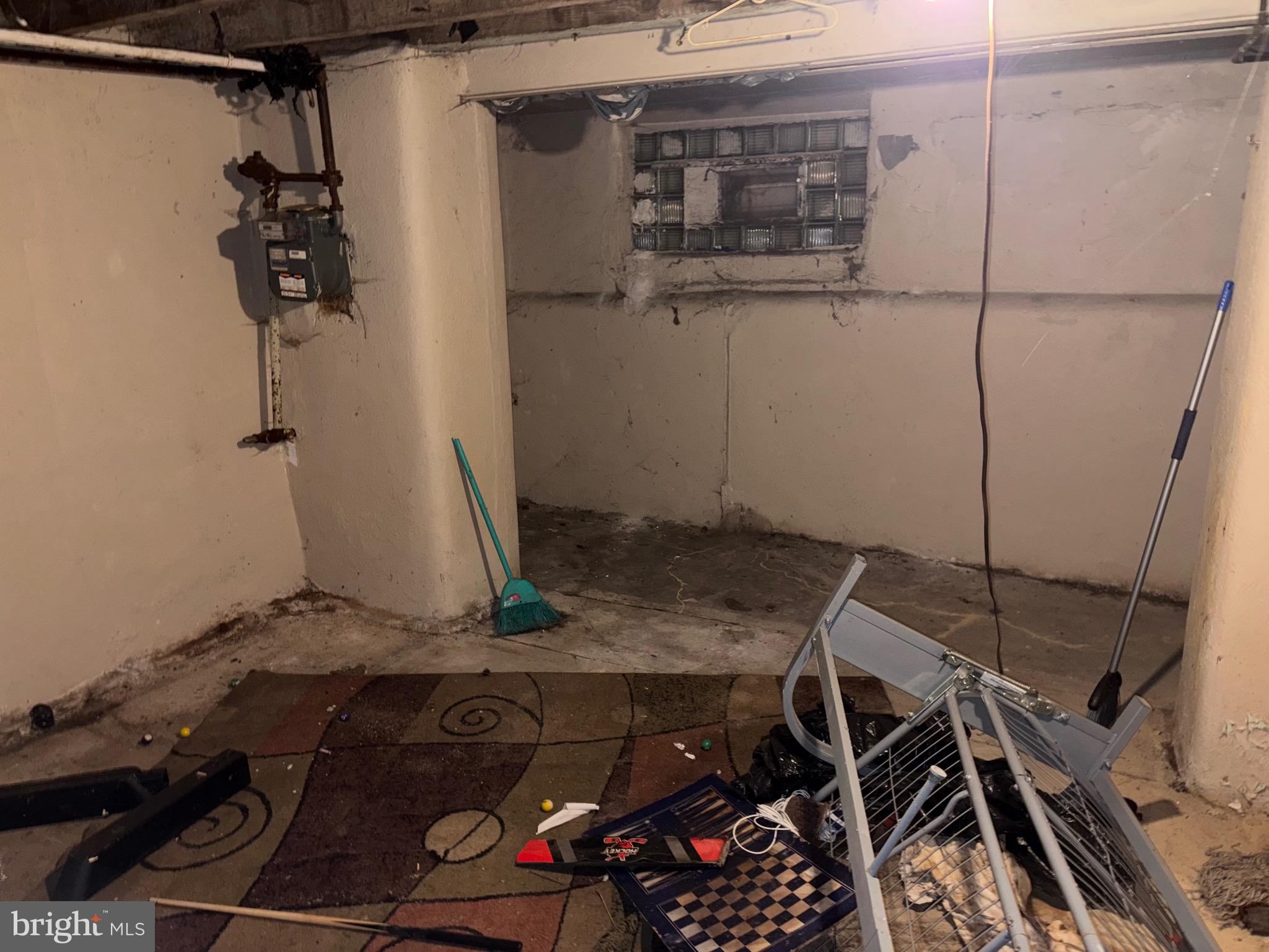 4250 N DARIEN STREET