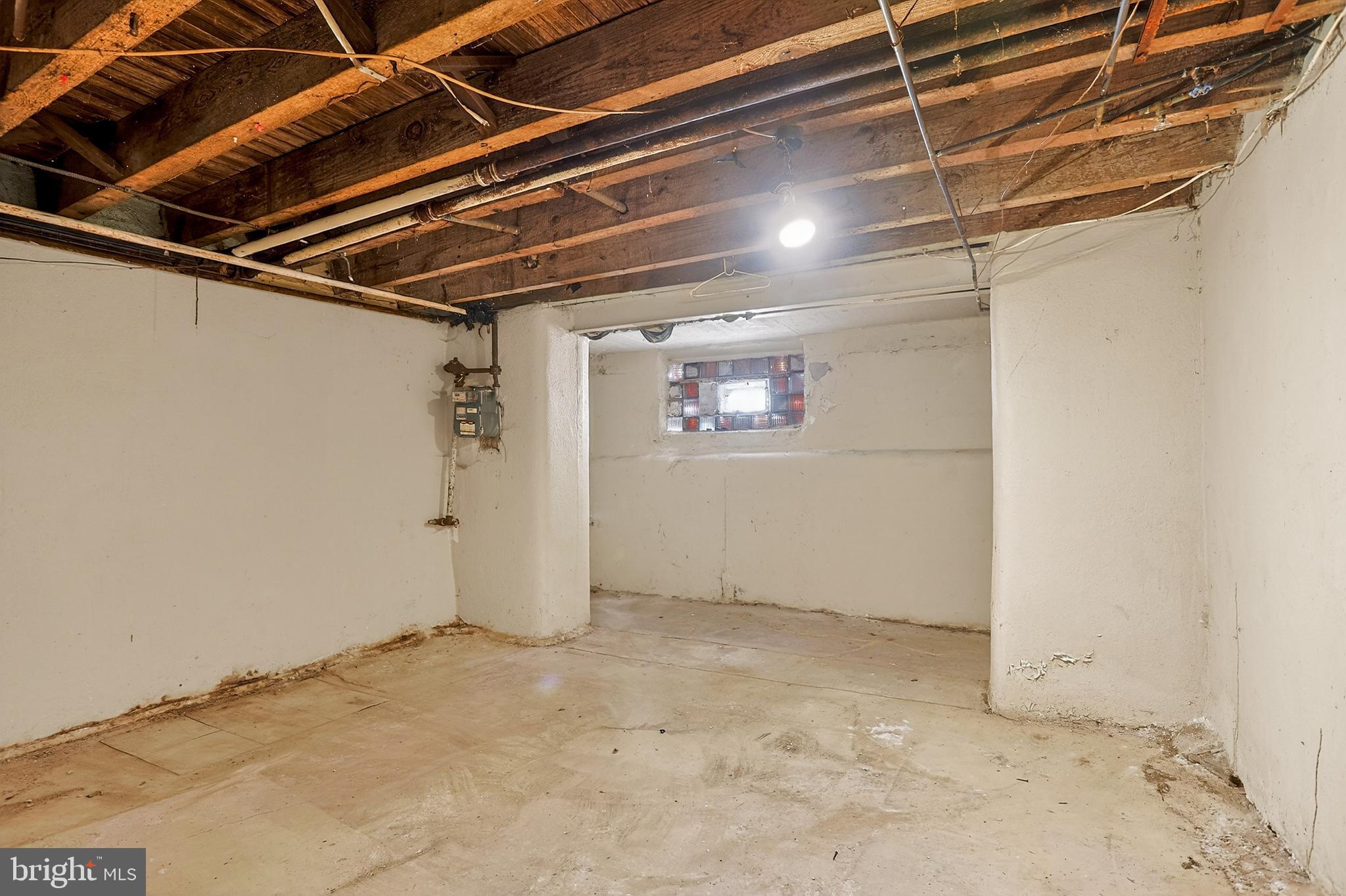 4250 N DARIEN STREET