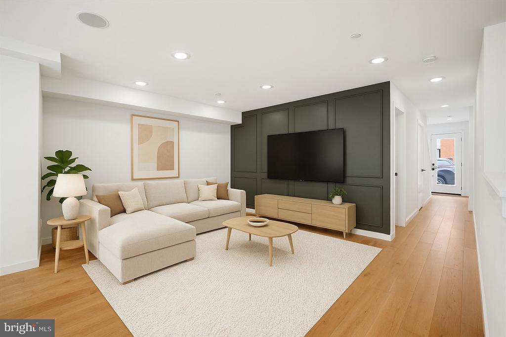 871 N 20TH STREET 1