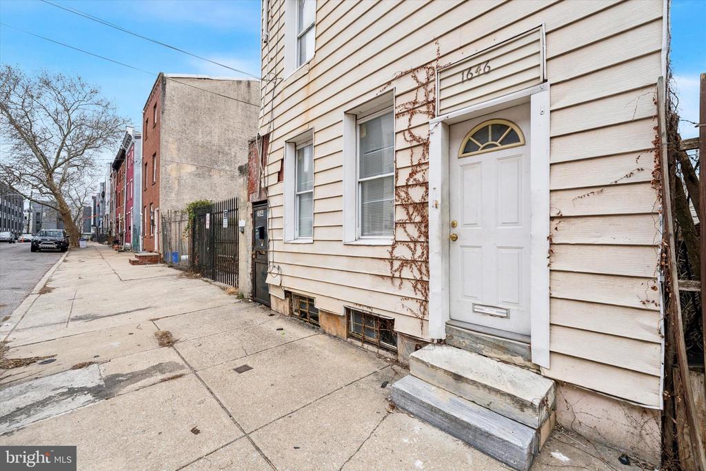 1646 N 3RD STREET