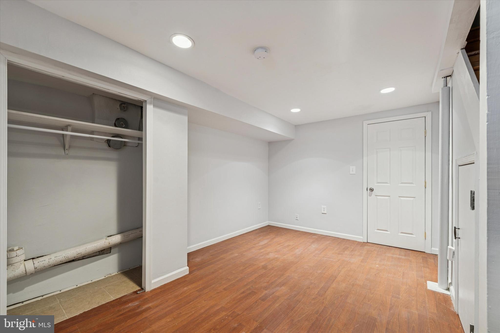 2814 W STILES STREET