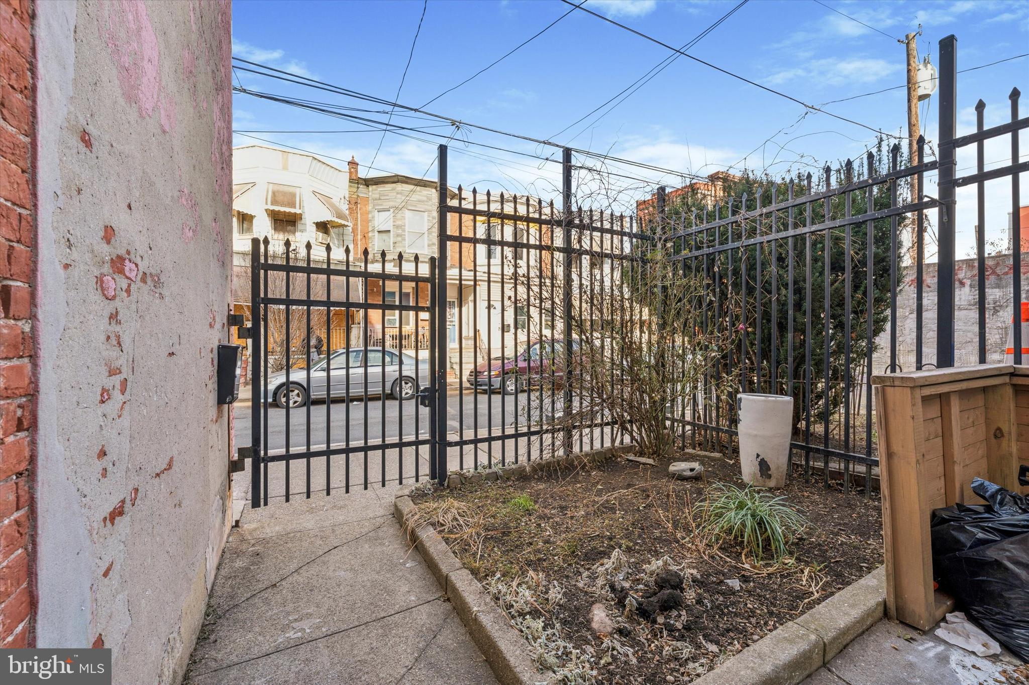 2814 W STILES STREET