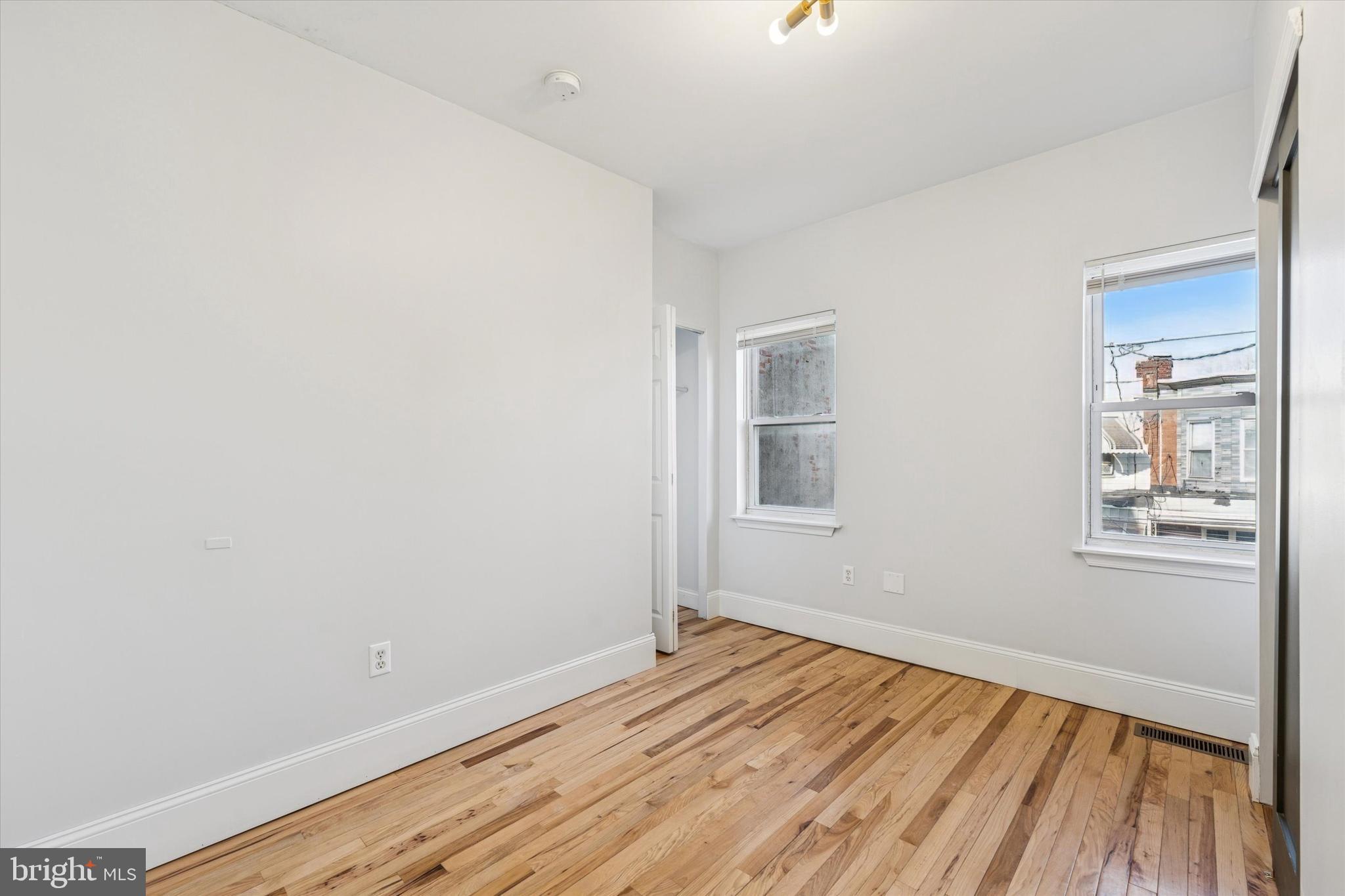 2814 W STILES STREET