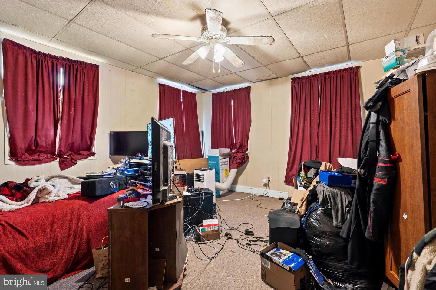 4830 LONGSHORE AVENUE