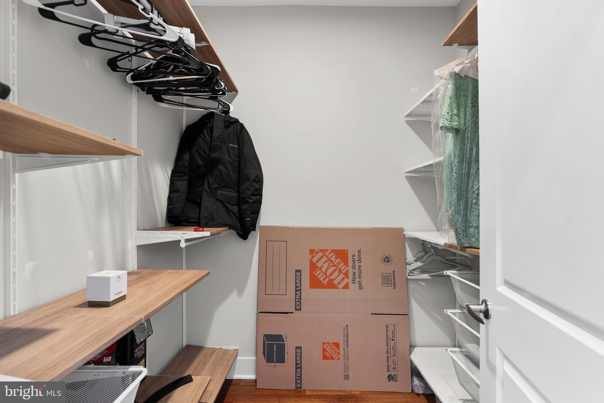 2714 W JEFFERSON STREET