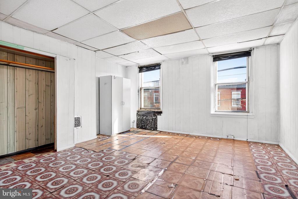 1616 S 16TH STREET