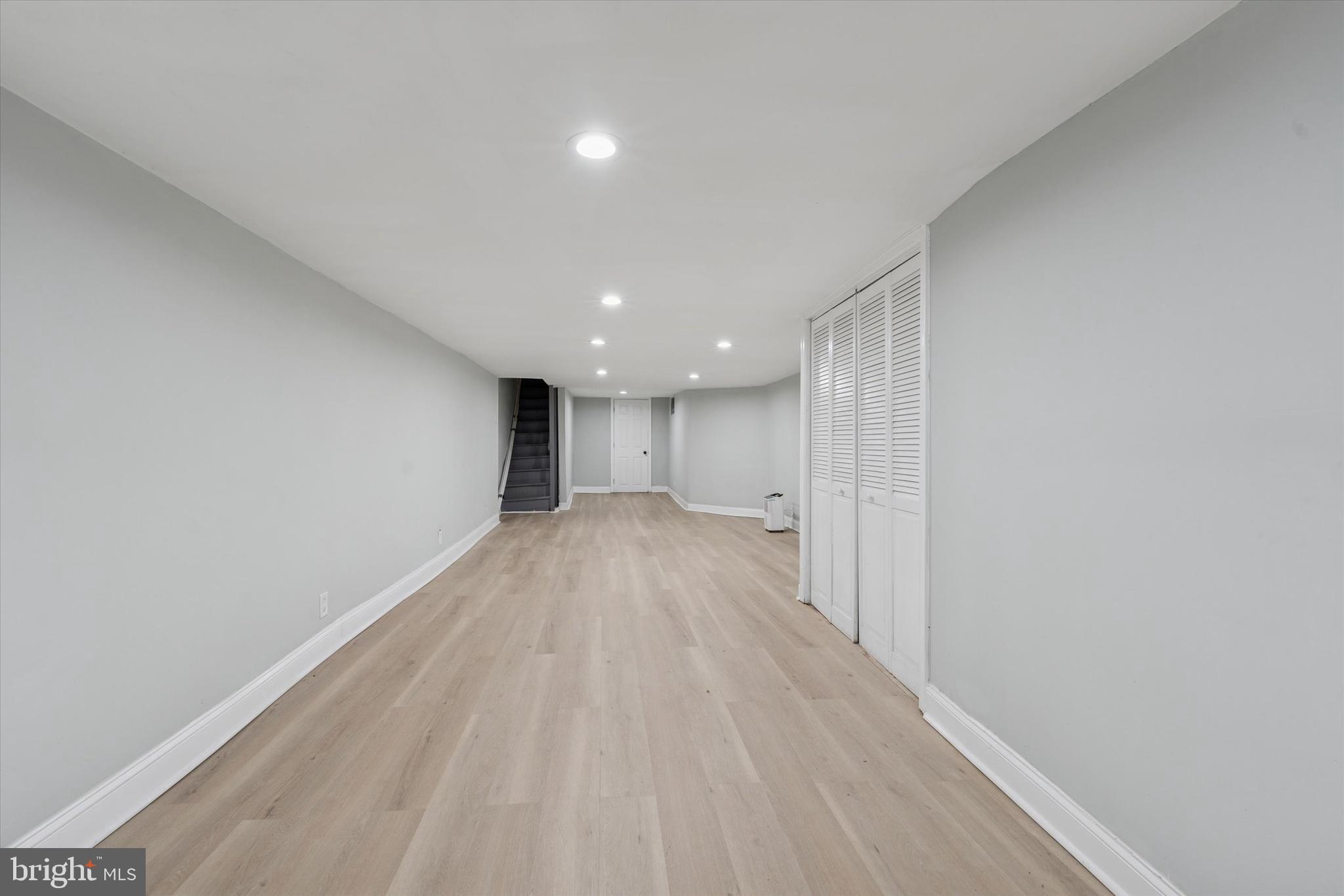 2422 W NORRIS STREET