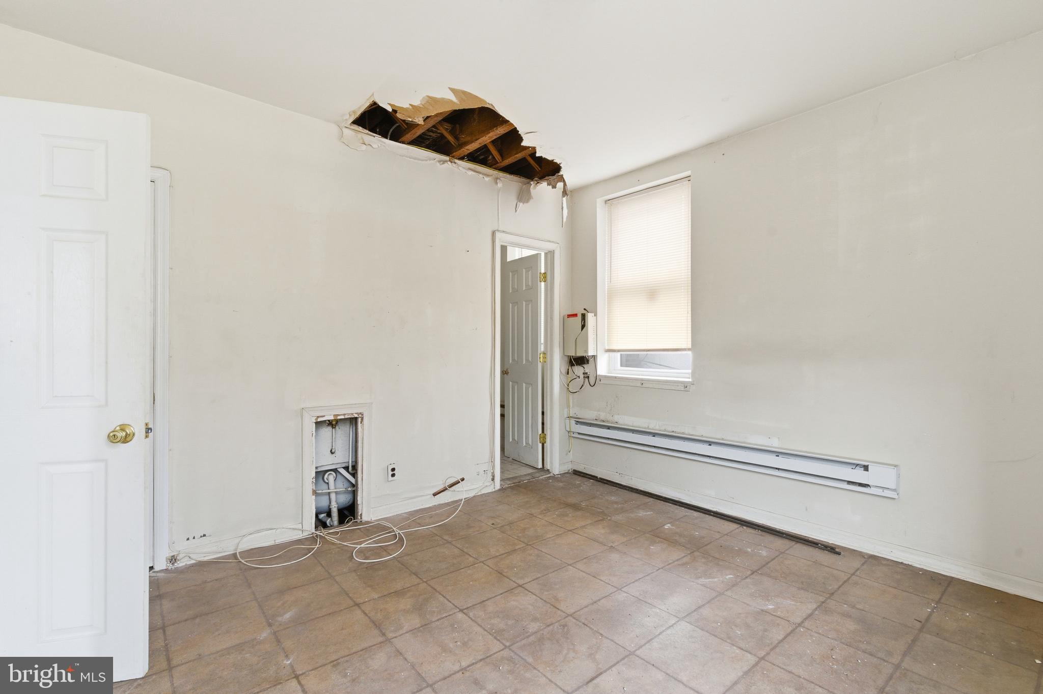 2801 W GIRARD AVENUE