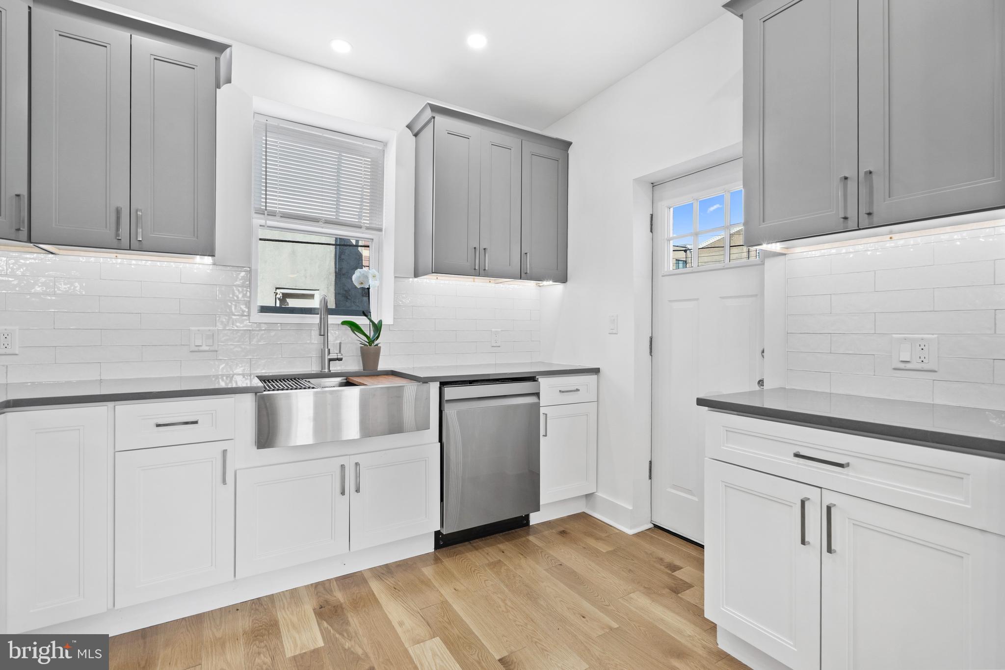 2026 N PALETHORP STREET