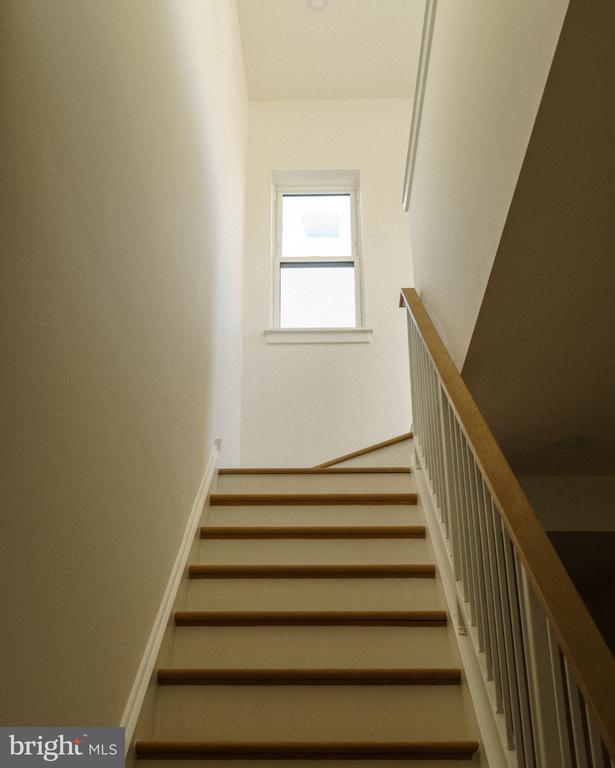 520 S 17TH STREET