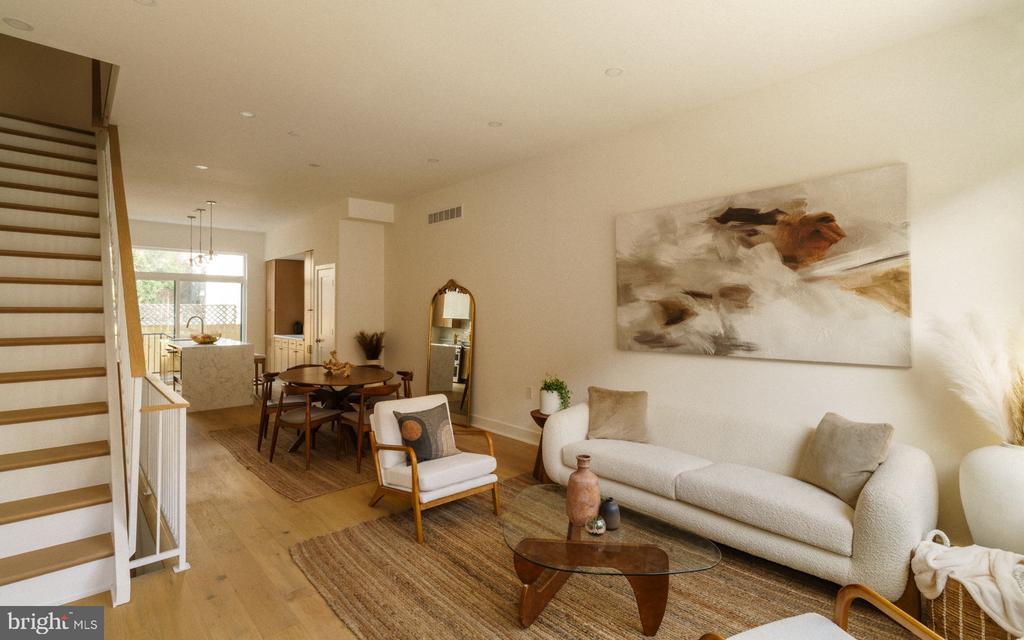 520 S 17TH STREET