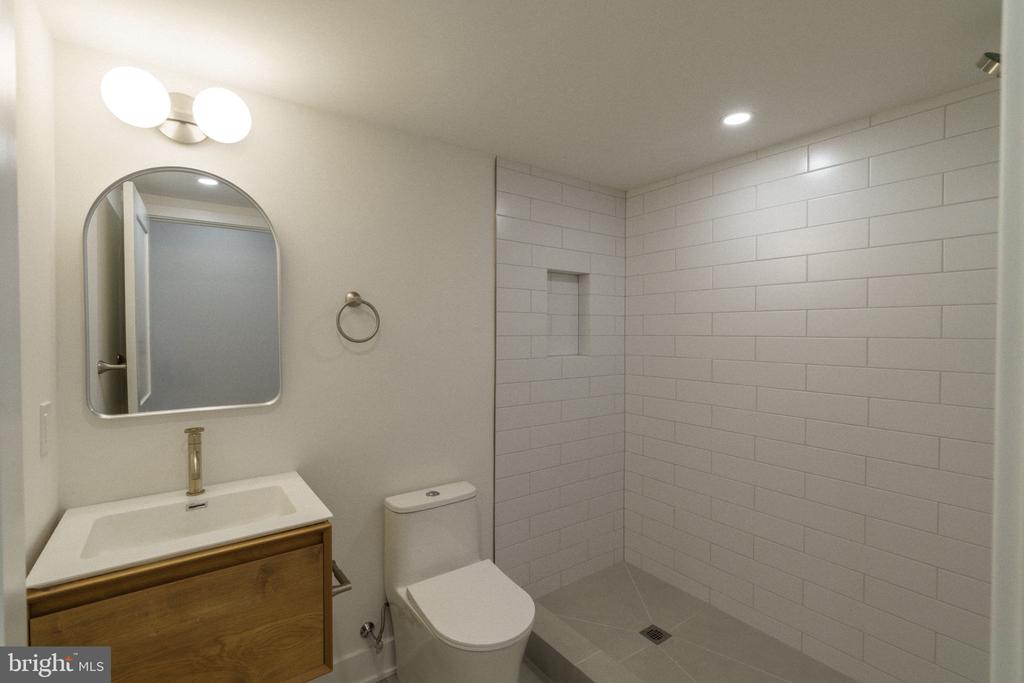 520 S 17TH STREET