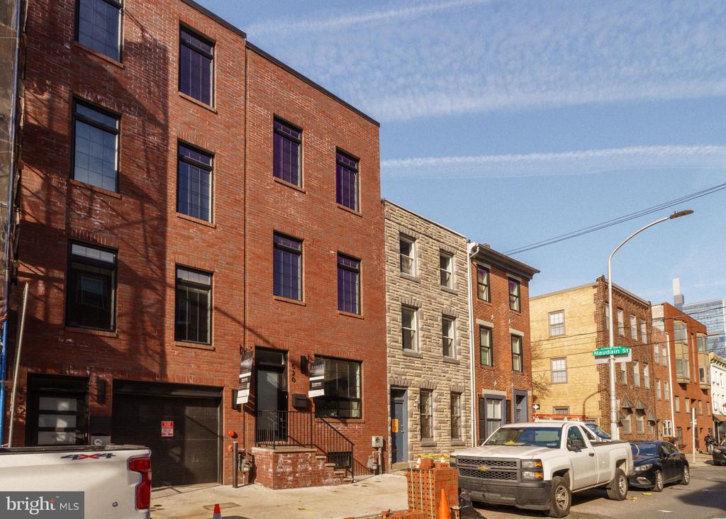 520 S 17TH STREET