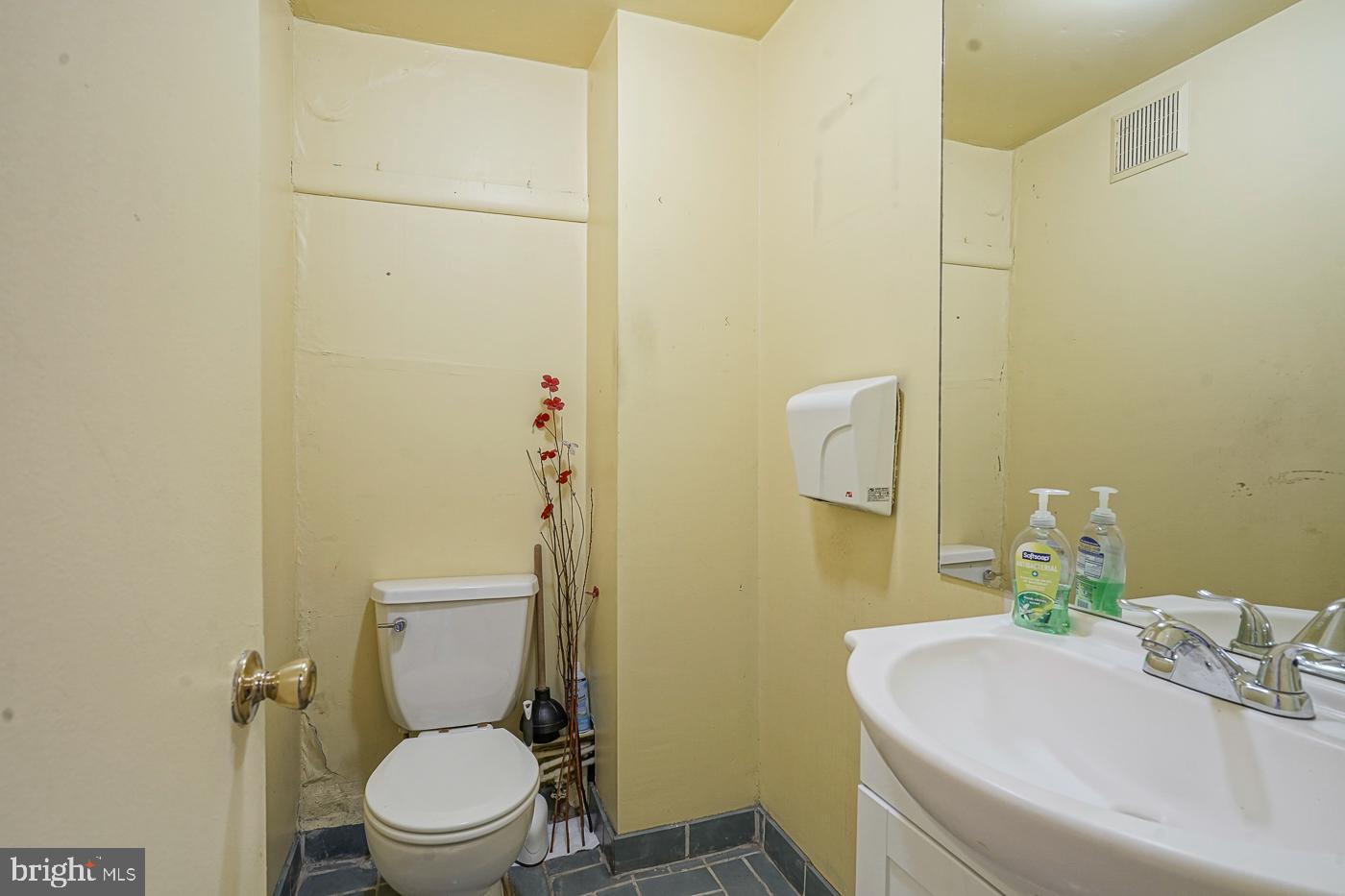 317 DICKINSON STREET WAREHOUSE