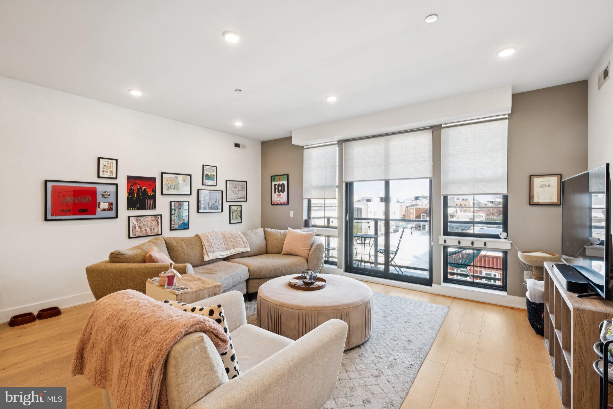 1232 N FRONT STREET 4B