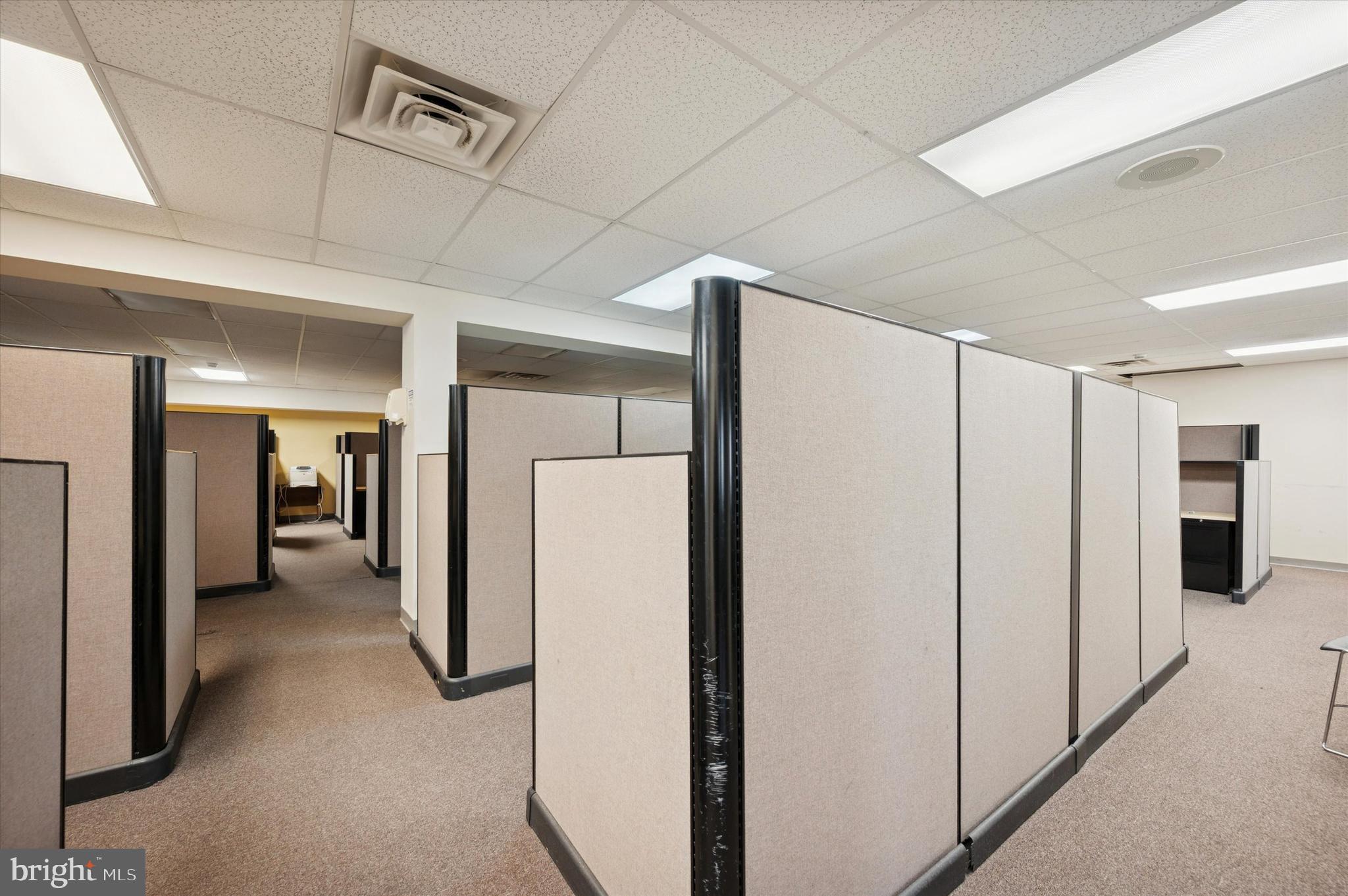 53 E ARMAT STREET 69