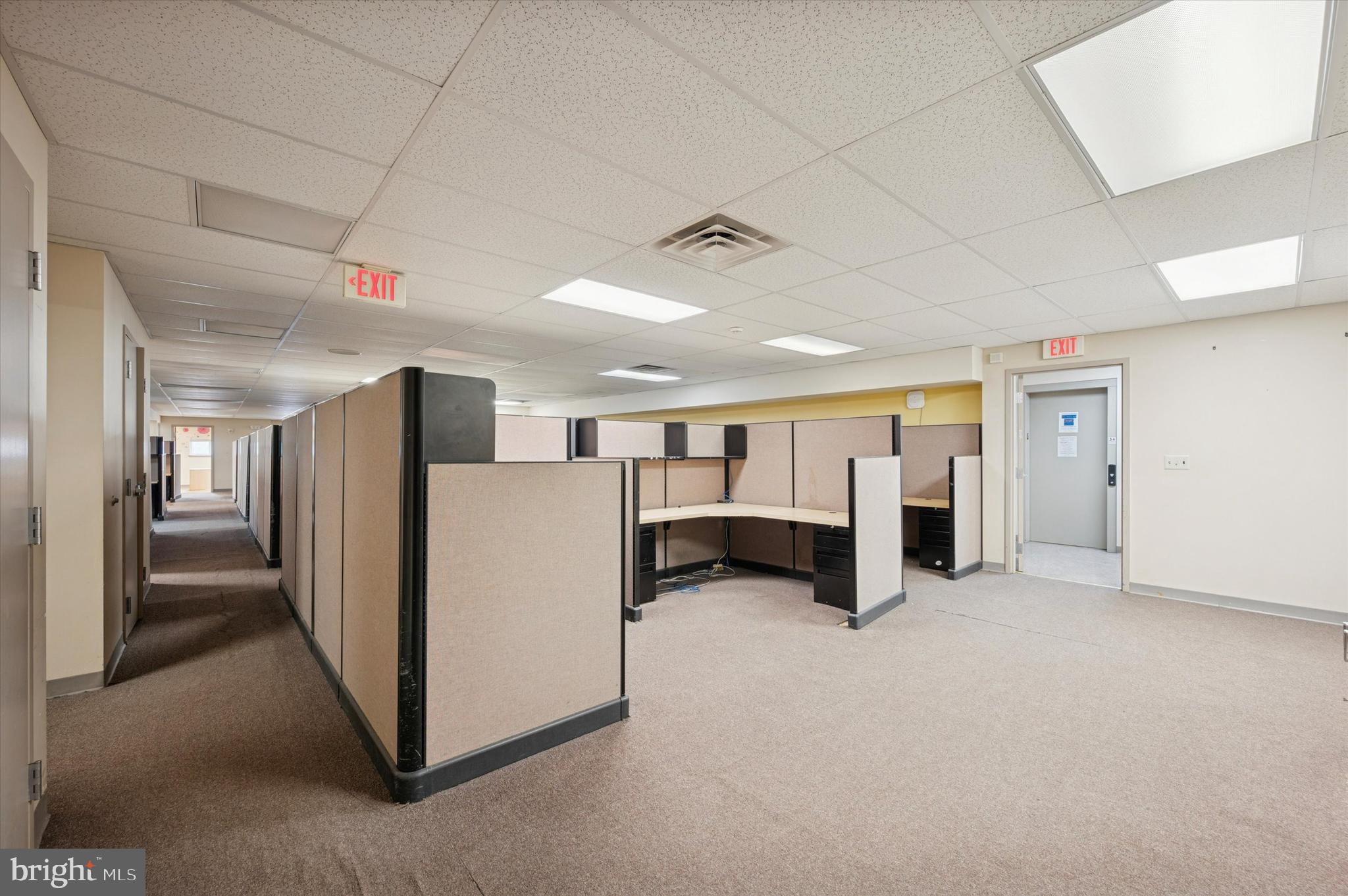 53 E ARMAT STREET 69