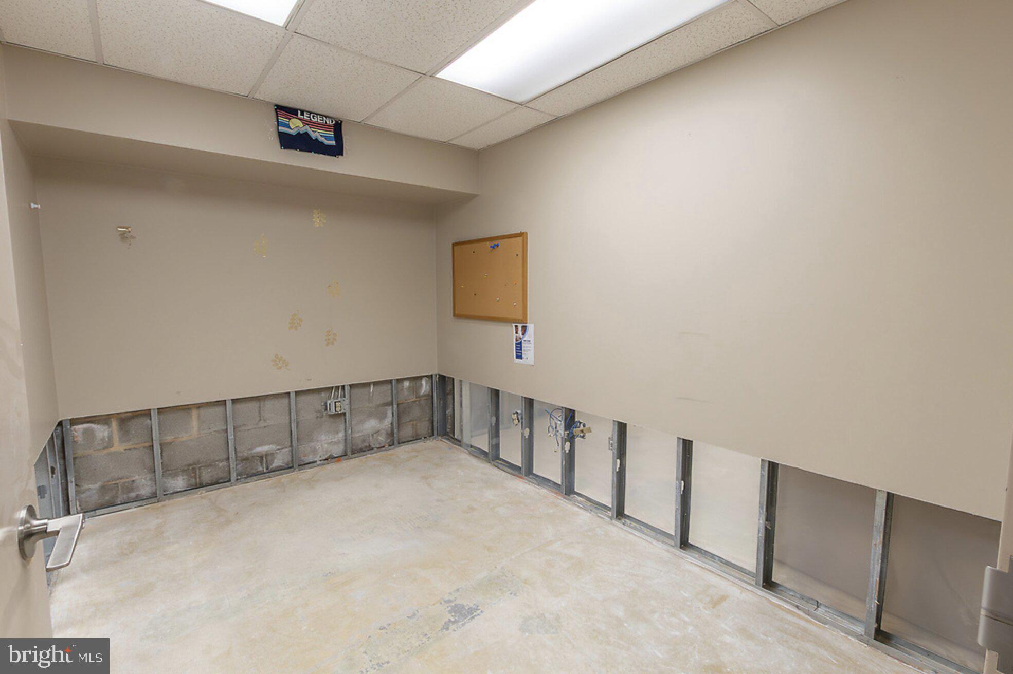 53 E ARMAT STREET 69