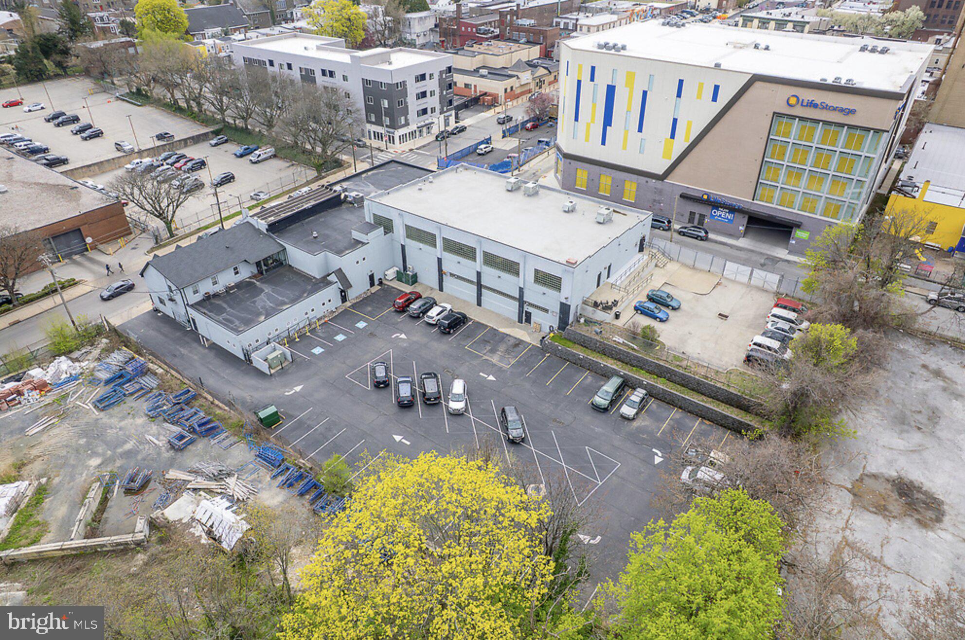 53 E ARMAT STREET 69