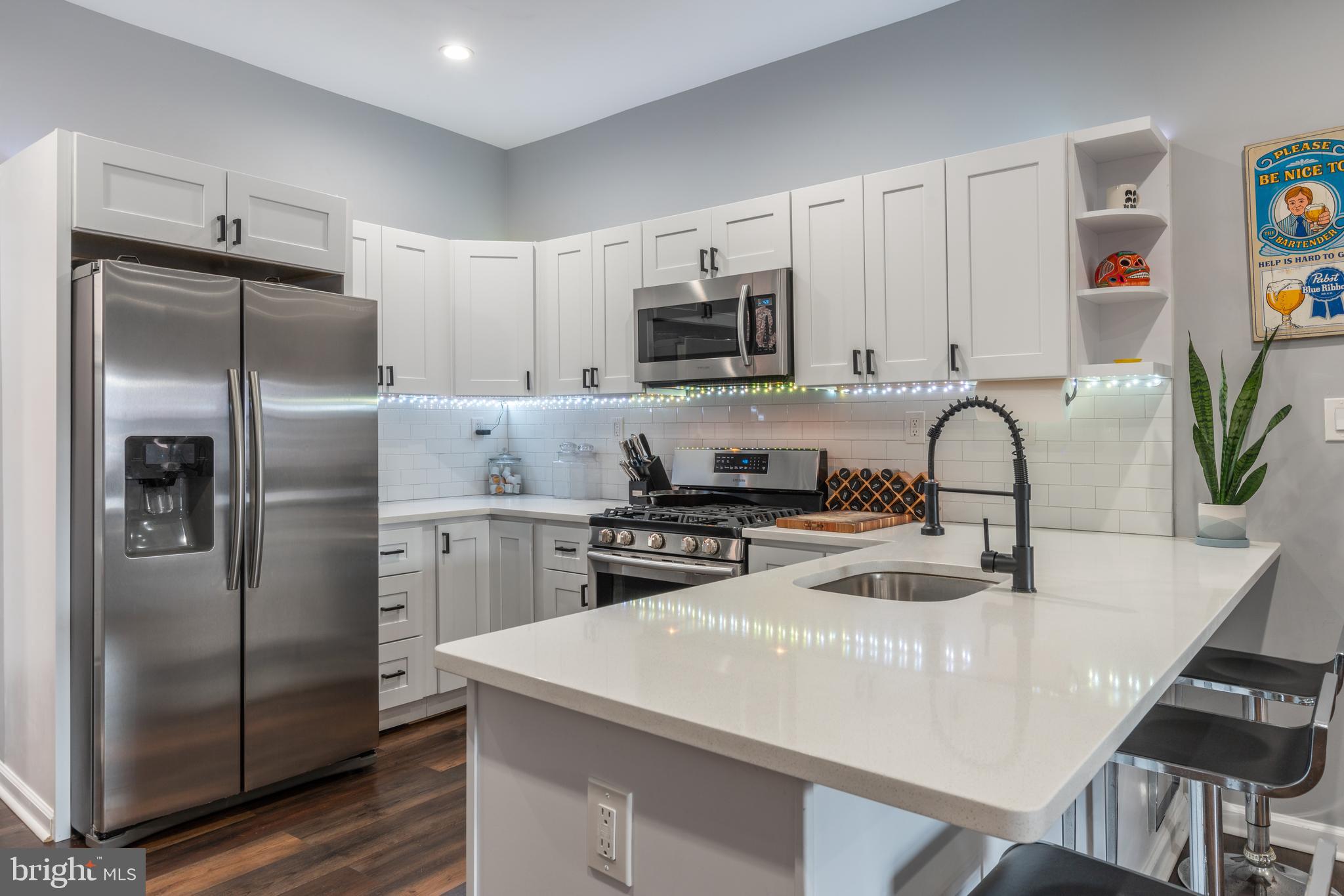 1619 N CORLIES STREET