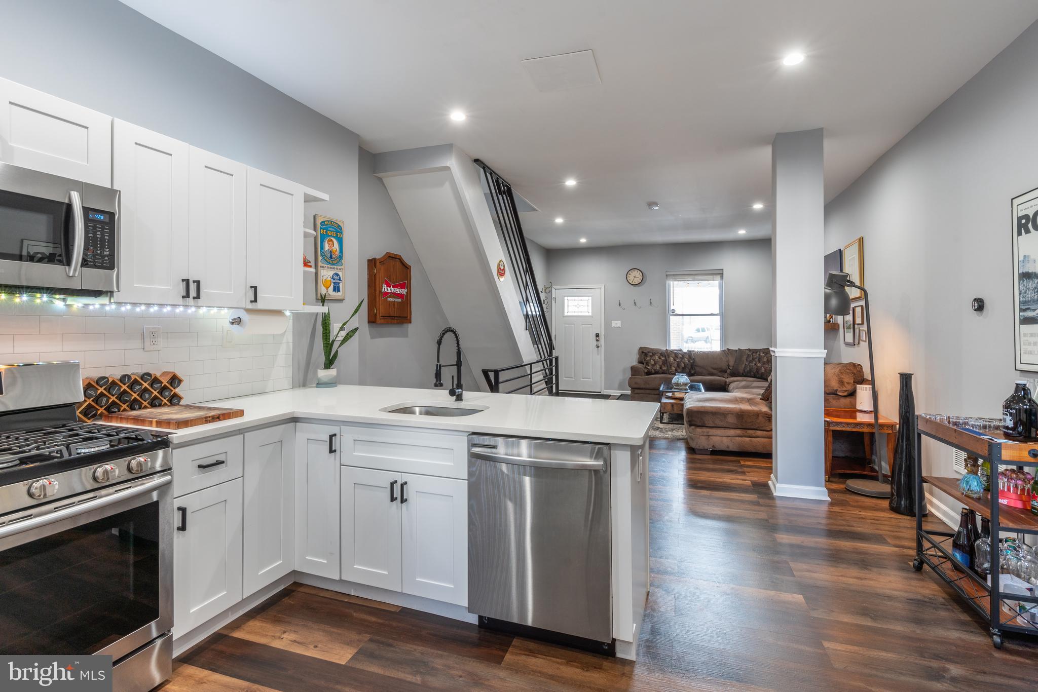 1619 N CORLIES STREET