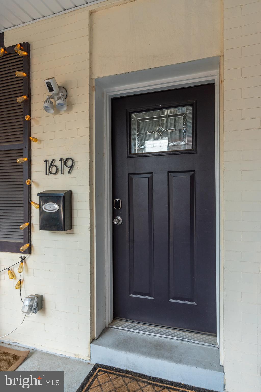 1619 N CORLIES STREET