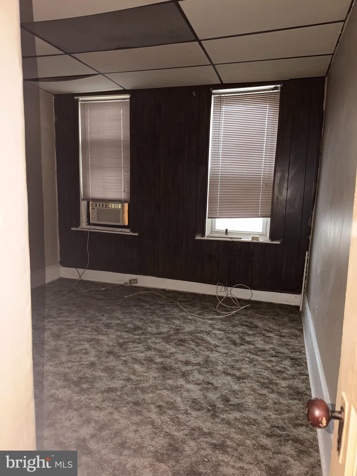 4547 N SMEDLEY STREET