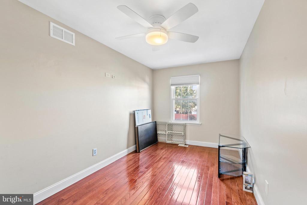 3335 RED LION ROAD