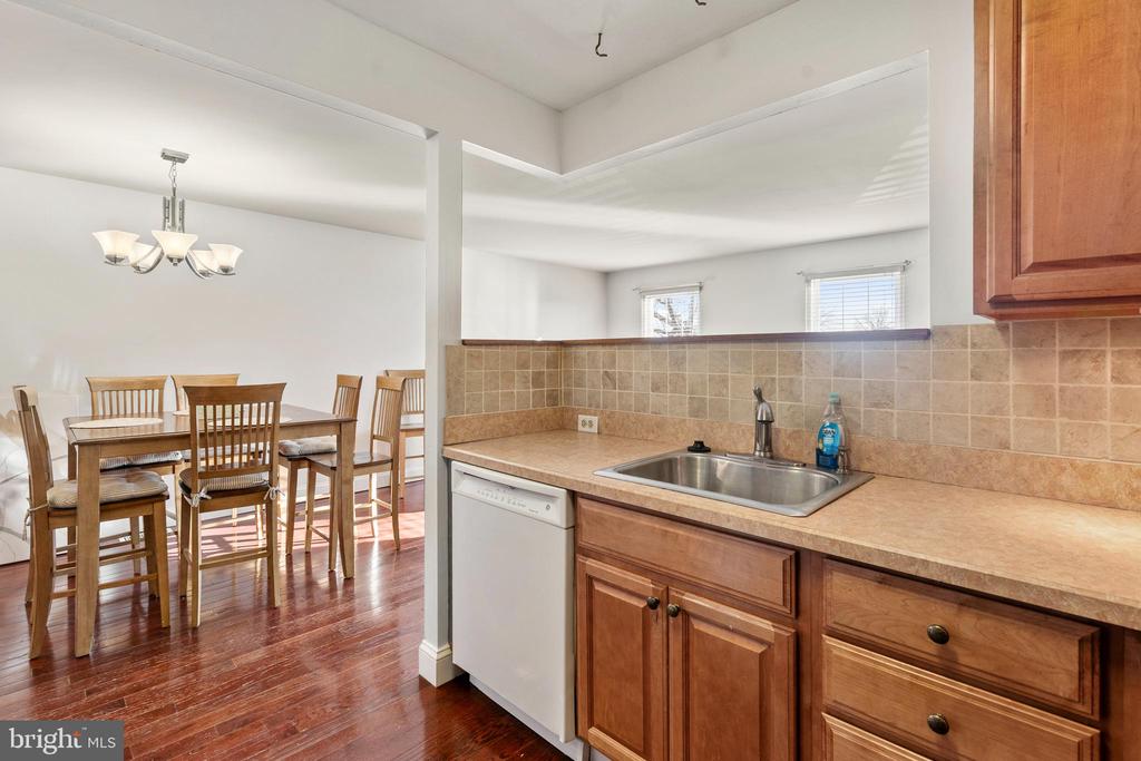 3335 RED LION ROAD