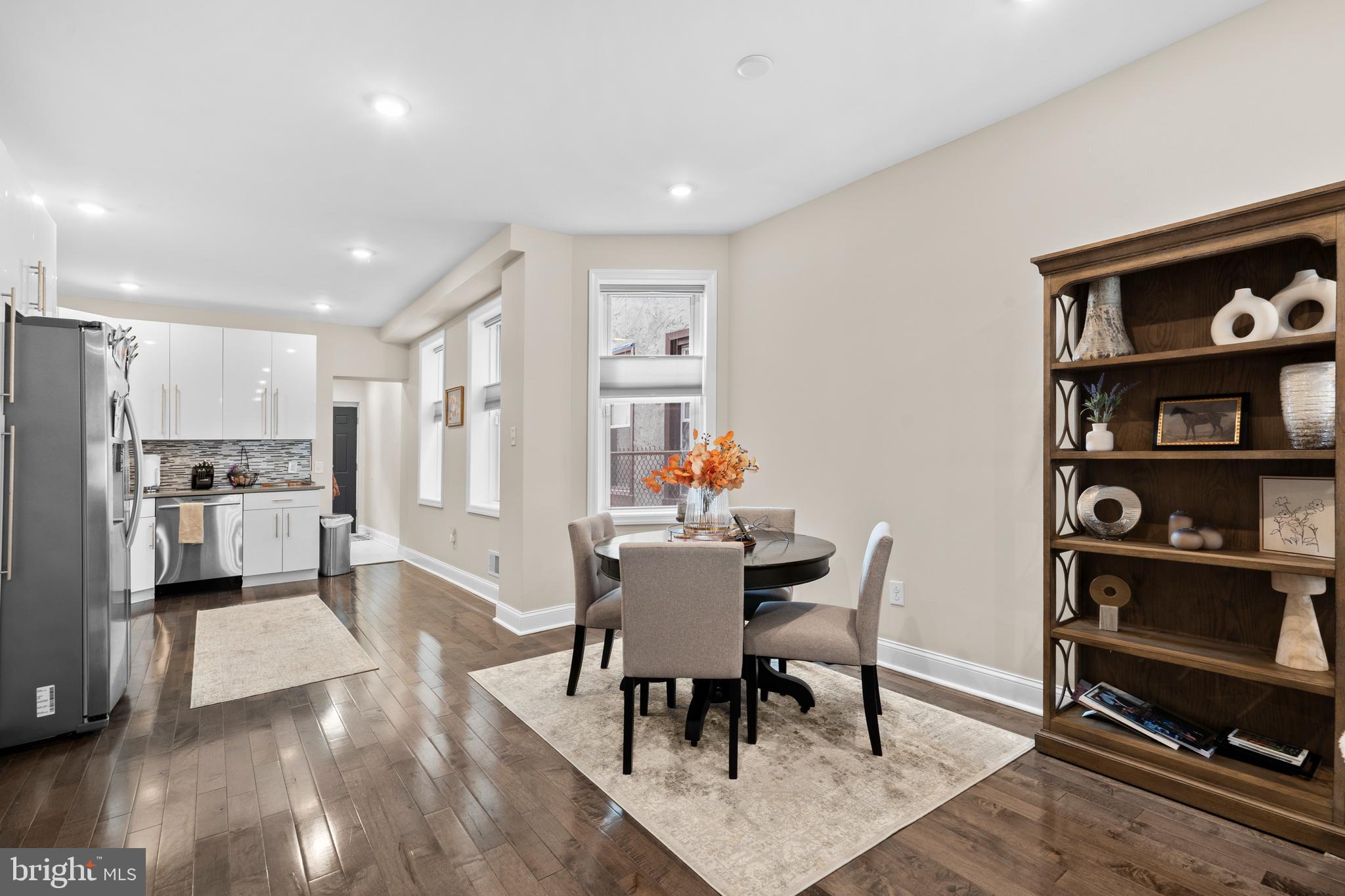 2427 E CLEARFIELD STREET