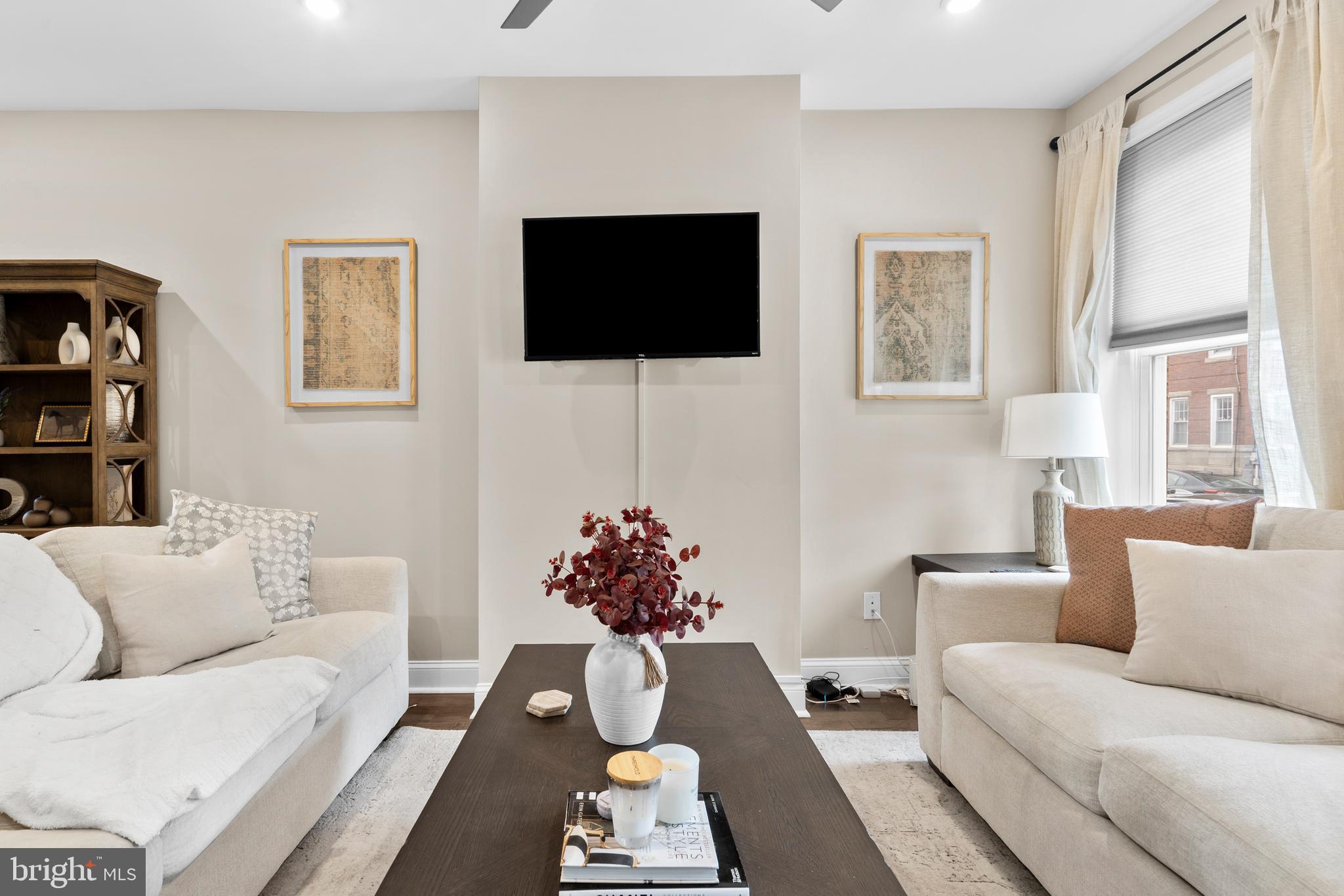 2427 E CLEARFIELD STREET