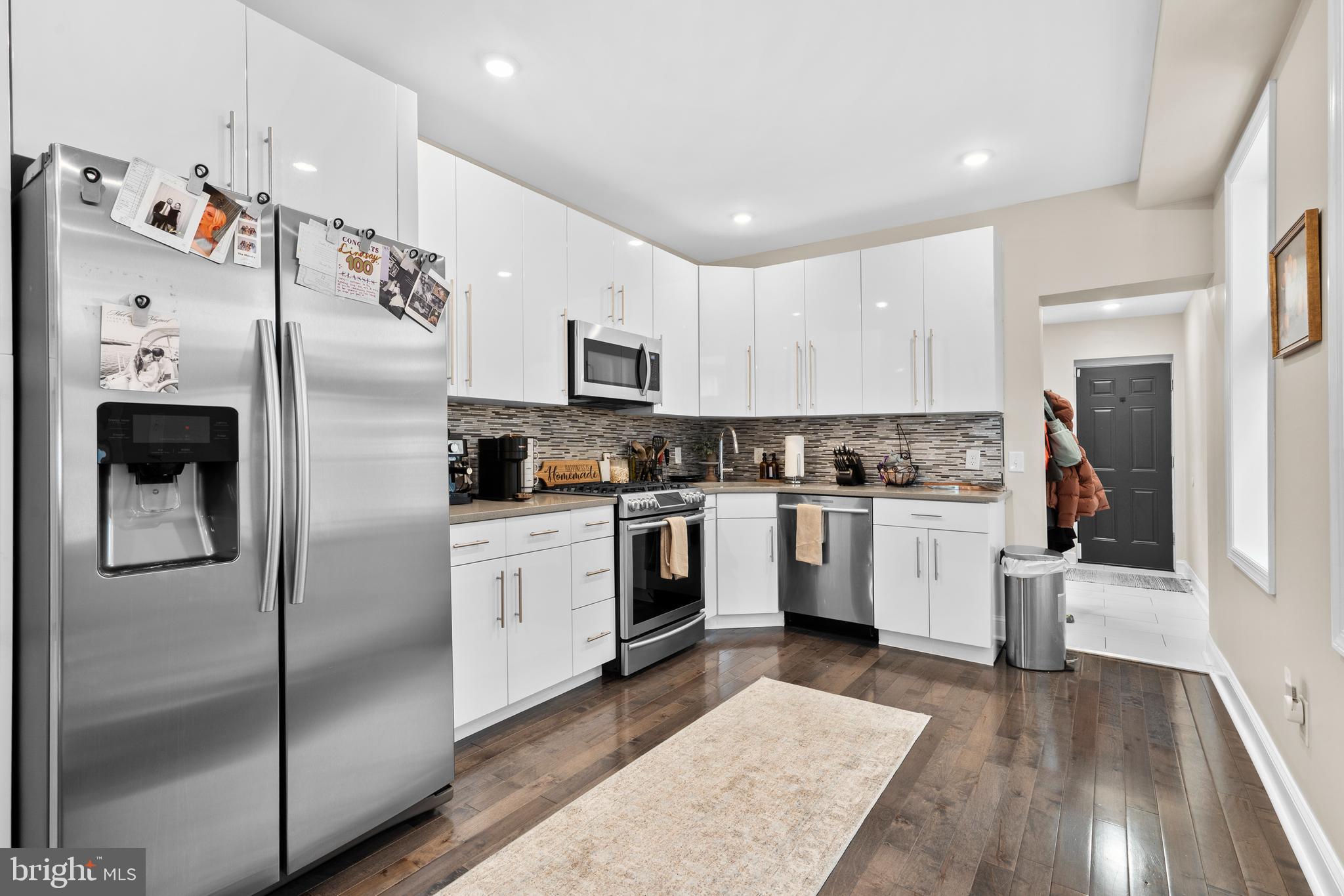 2427 E CLEARFIELD STREET