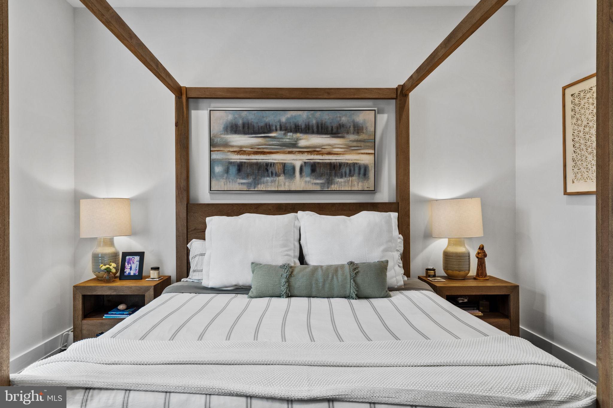 1516 N PALETHORP STREET