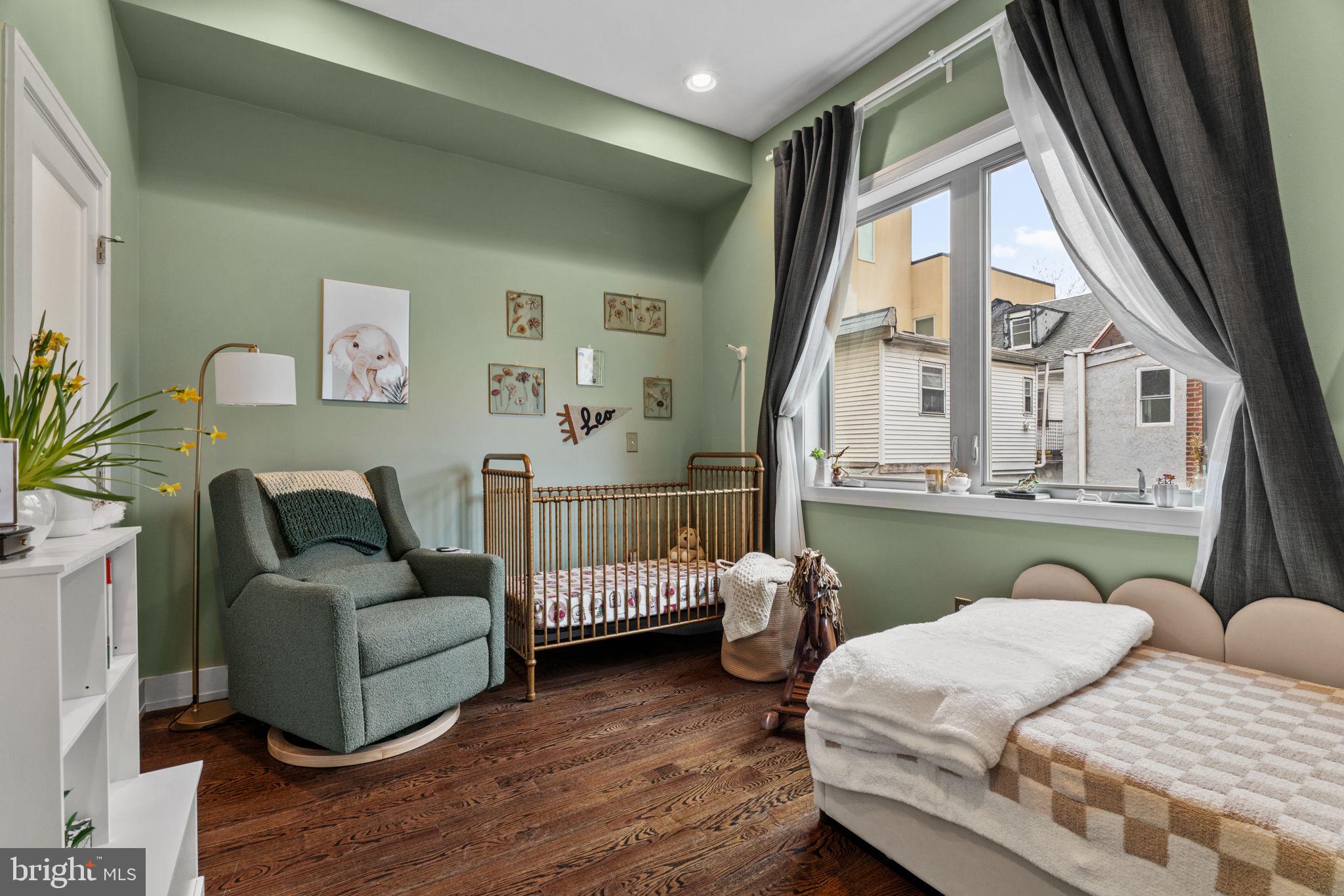 1516 N PALETHORP STREET