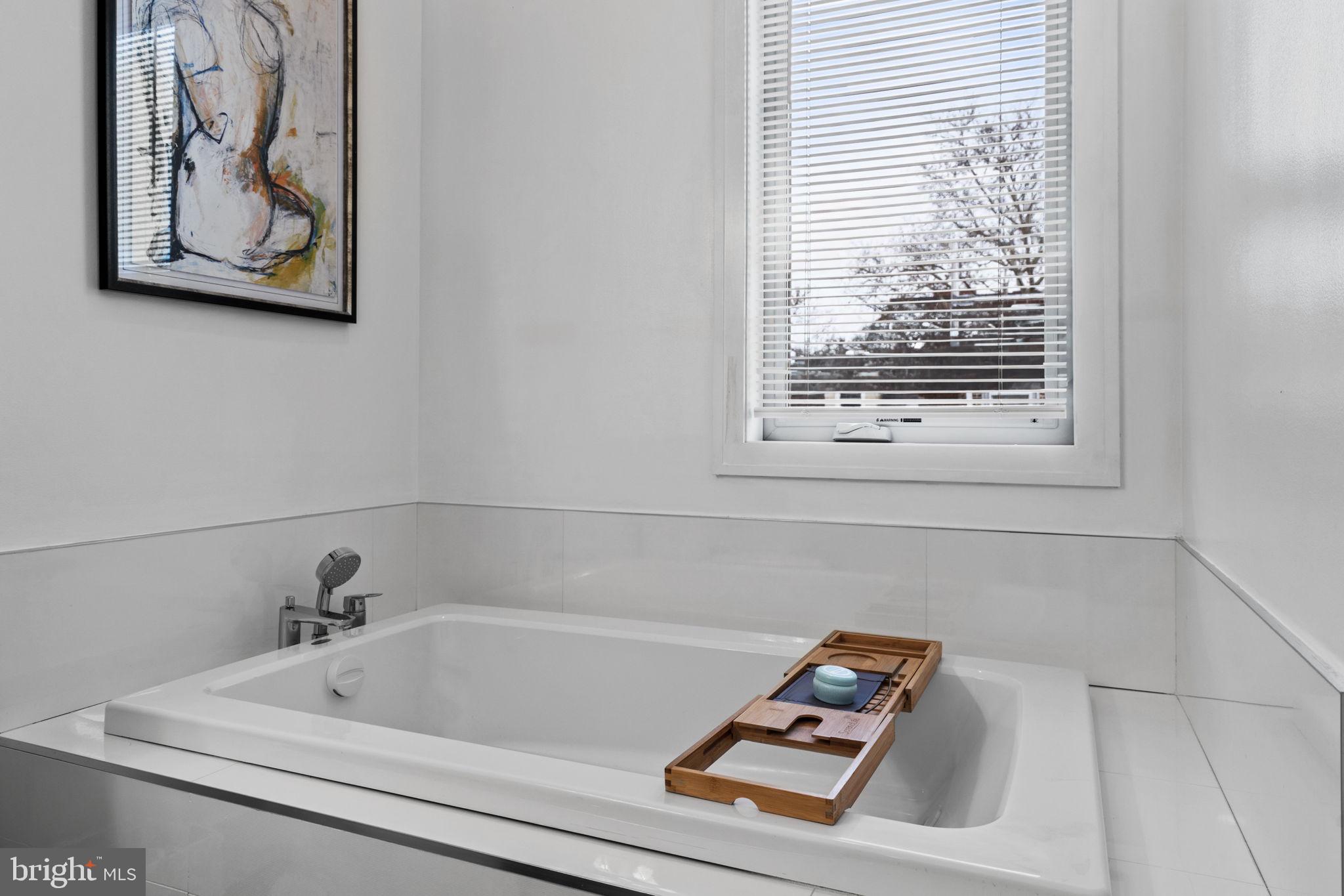 1516 N PALETHORP STREET