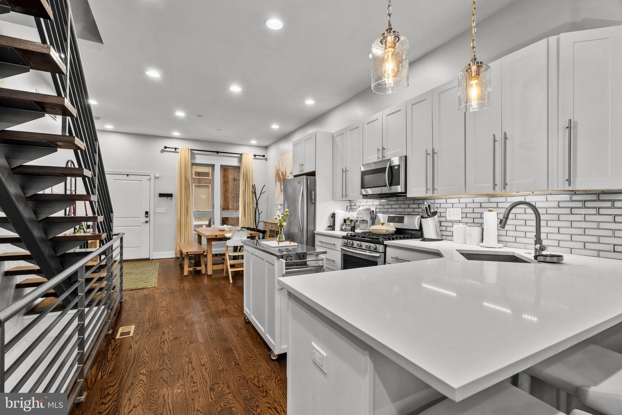 1516 N PALETHORP STREET