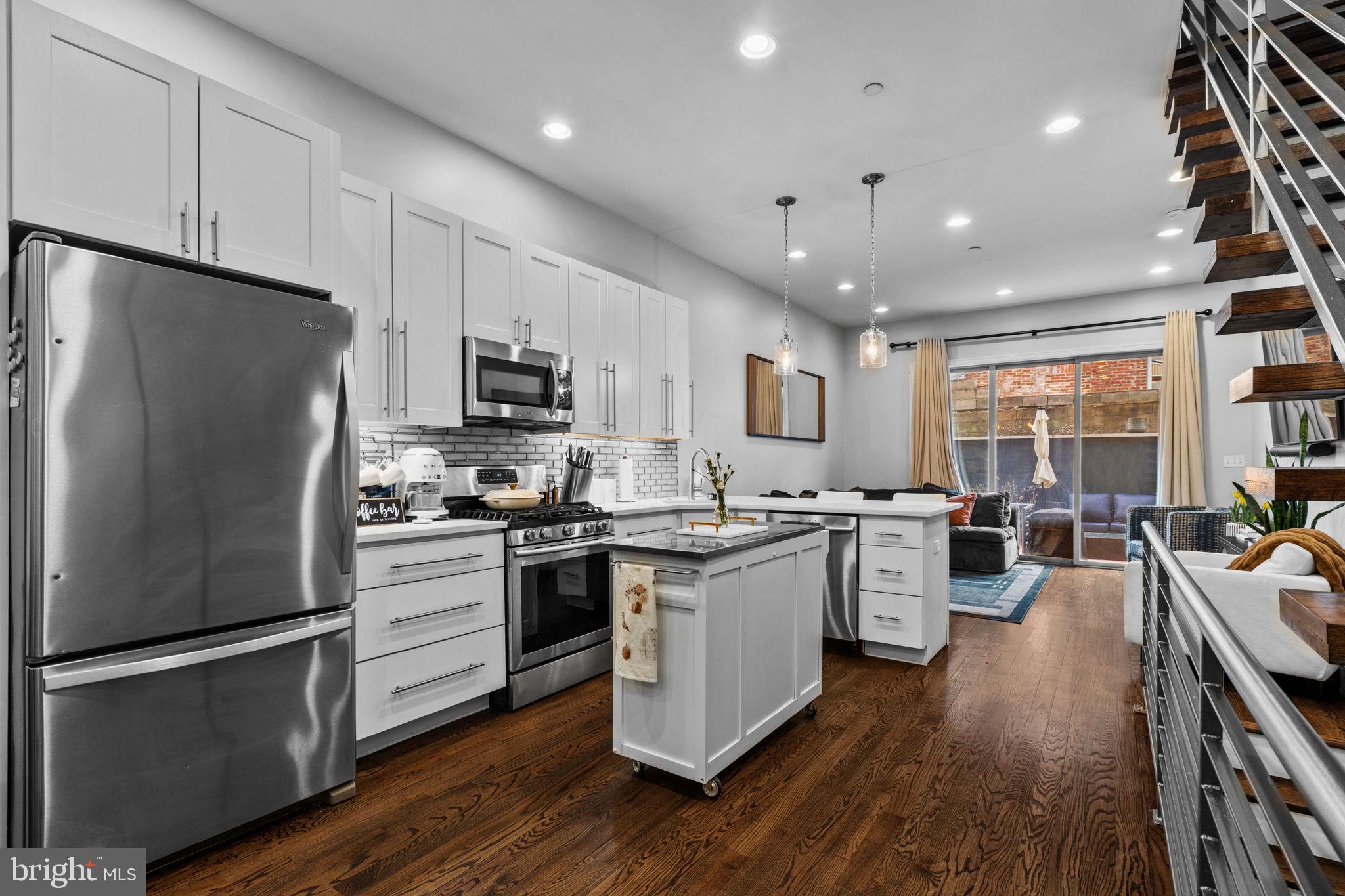 1516 N PALETHORP STREET